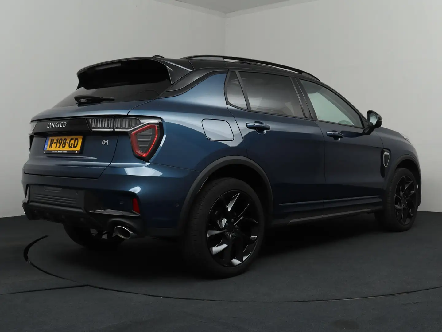 Lynk & Co 01 1.5 Black Line PANO Zeer compleet Azul - 2