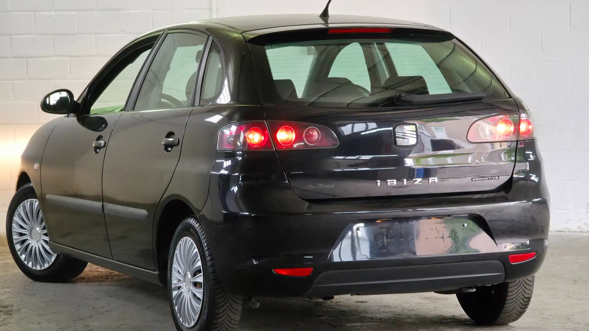 SEAT Ibiza Ibiza 1.4 TDi Ecomotive Cool / Clim / Zwart - 2