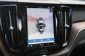 Volvo XC60 UltimateDark AWD*MASS*LUFT*HUD*B&W*22"*360° Weiß - thumbnail 21