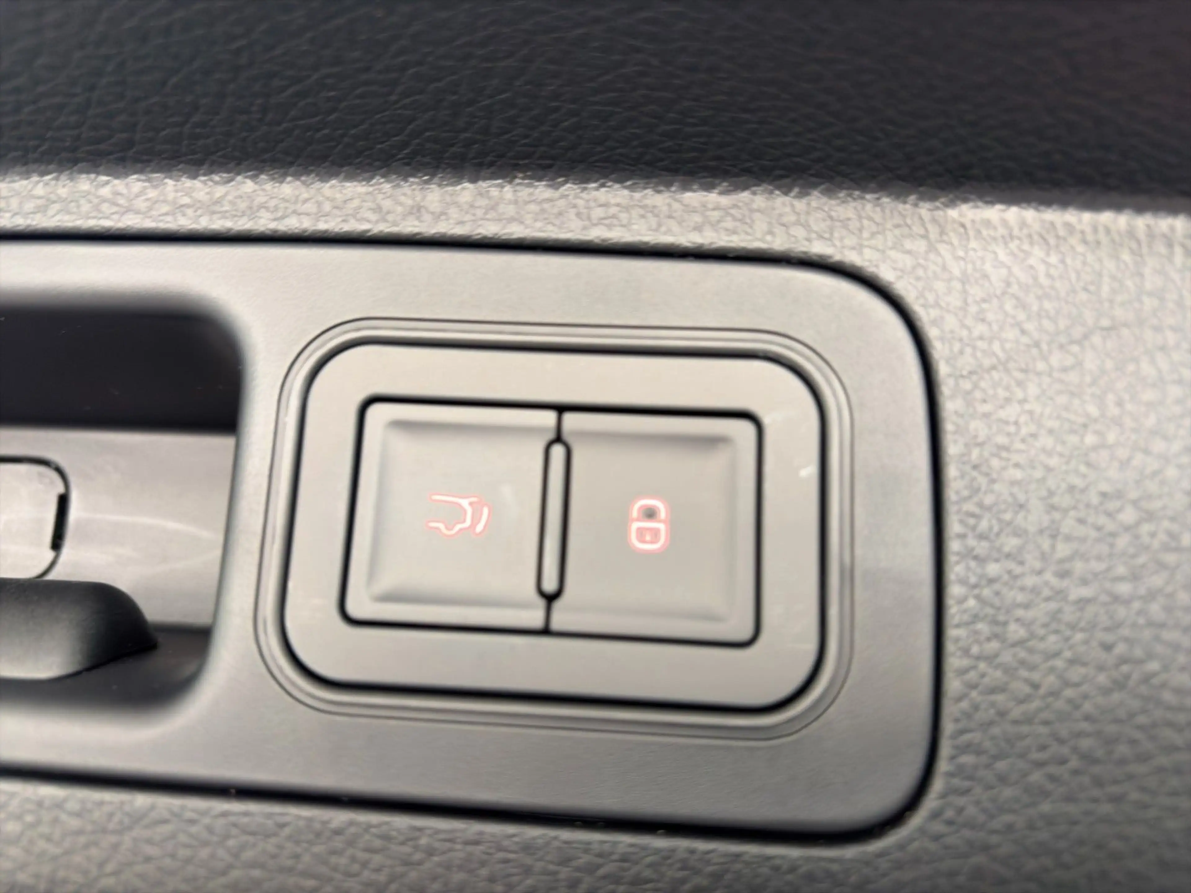 BYD Seal U DM-i Boost /360°/HUD/SHZ/PANO-DA/19Z/ — photo 11