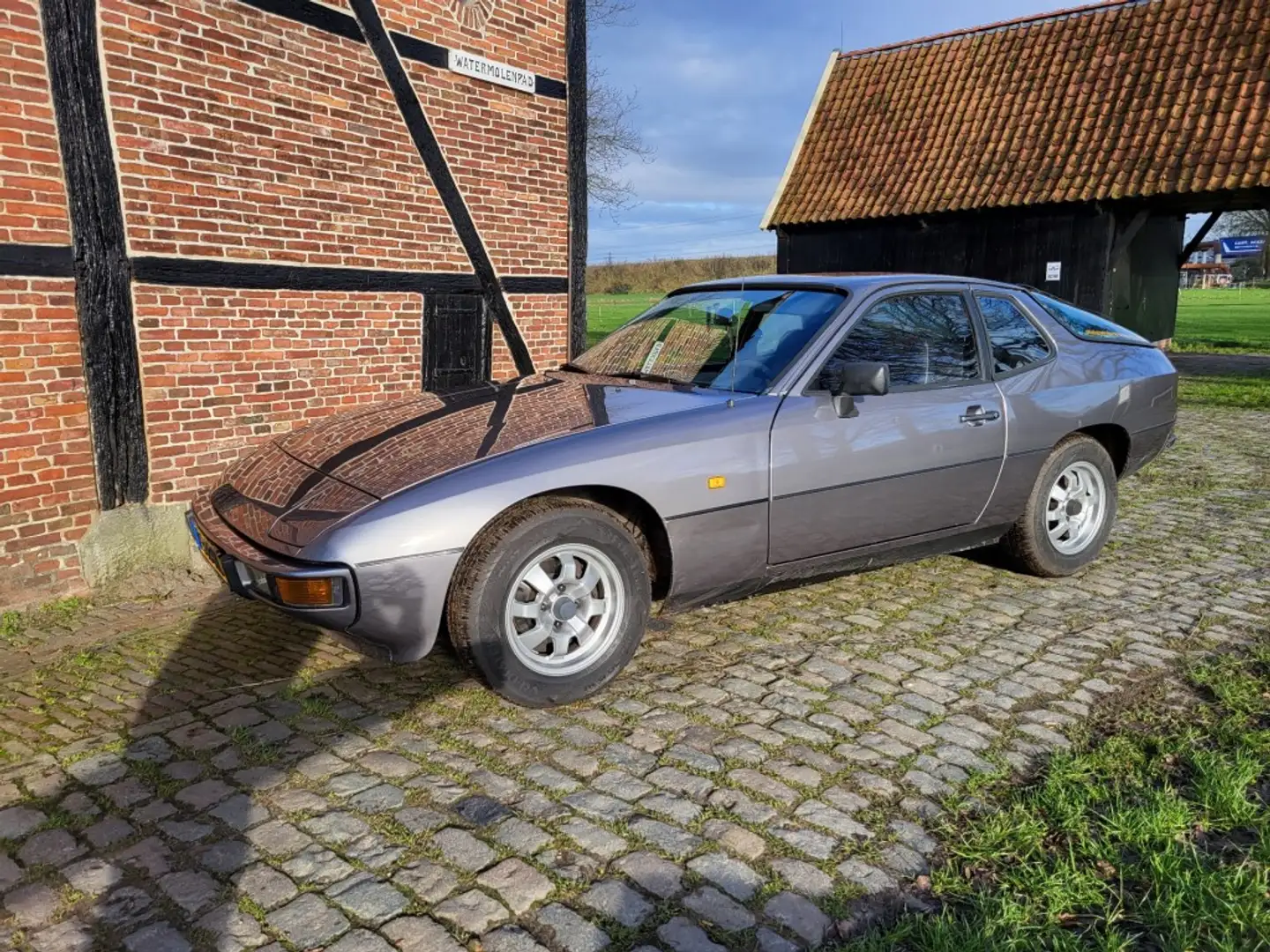 Porsche 924 2 x 924 op voorraad Gri - 2