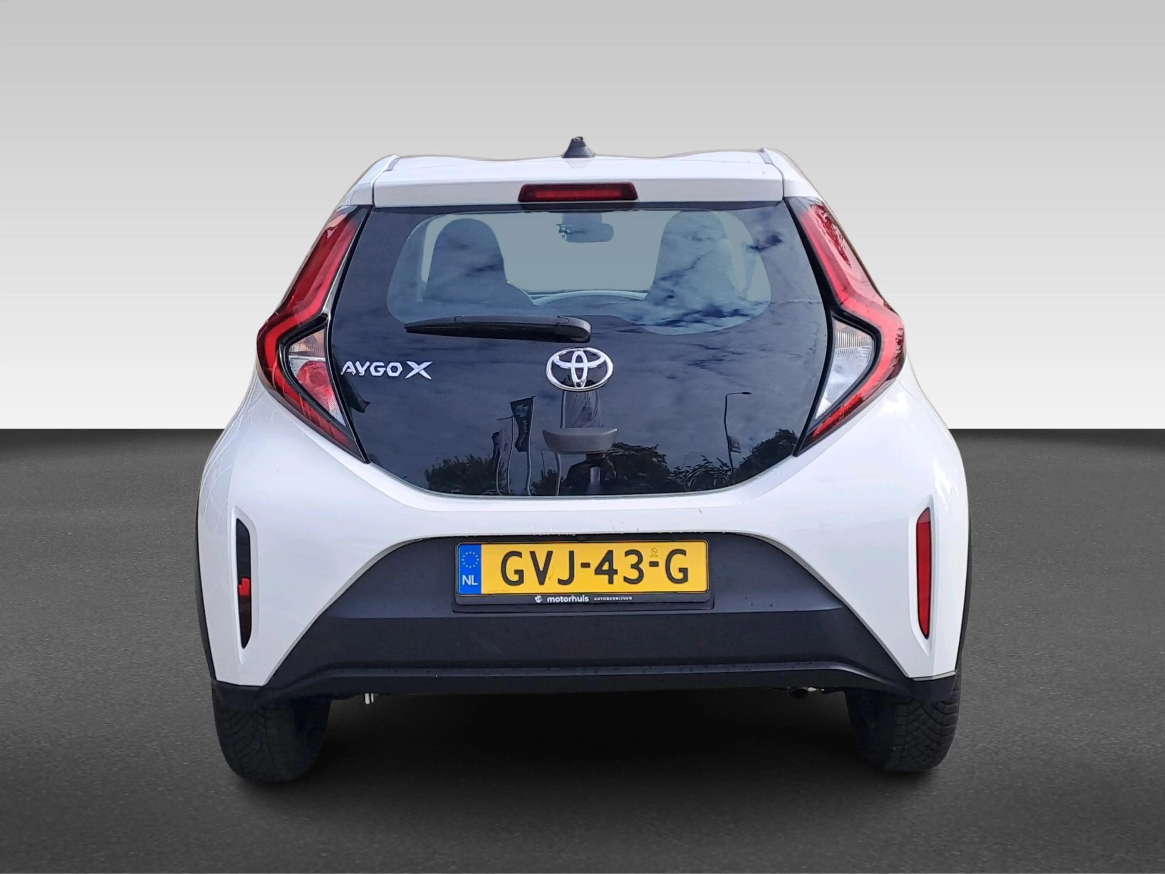 Toyota Aygo X 1.0 VVT-i MT Play — photo 7
