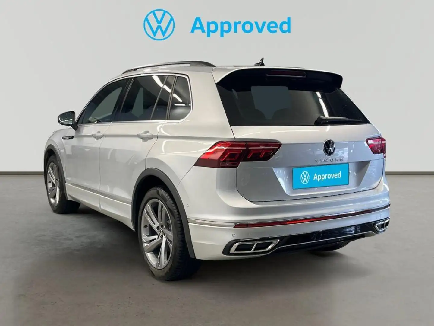 Volkswagen Tiguan 1.5 TSI R-Line DSG 110kW Plateado - 2