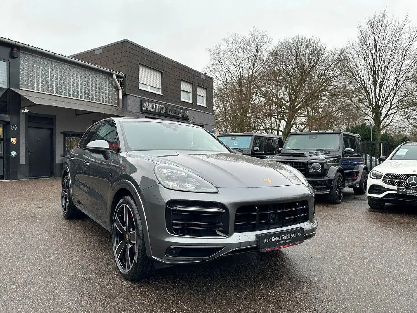 Porsche Cayenne E-Hybrid SportDesign ACC/LederRot/AGA/22 Gris - 1