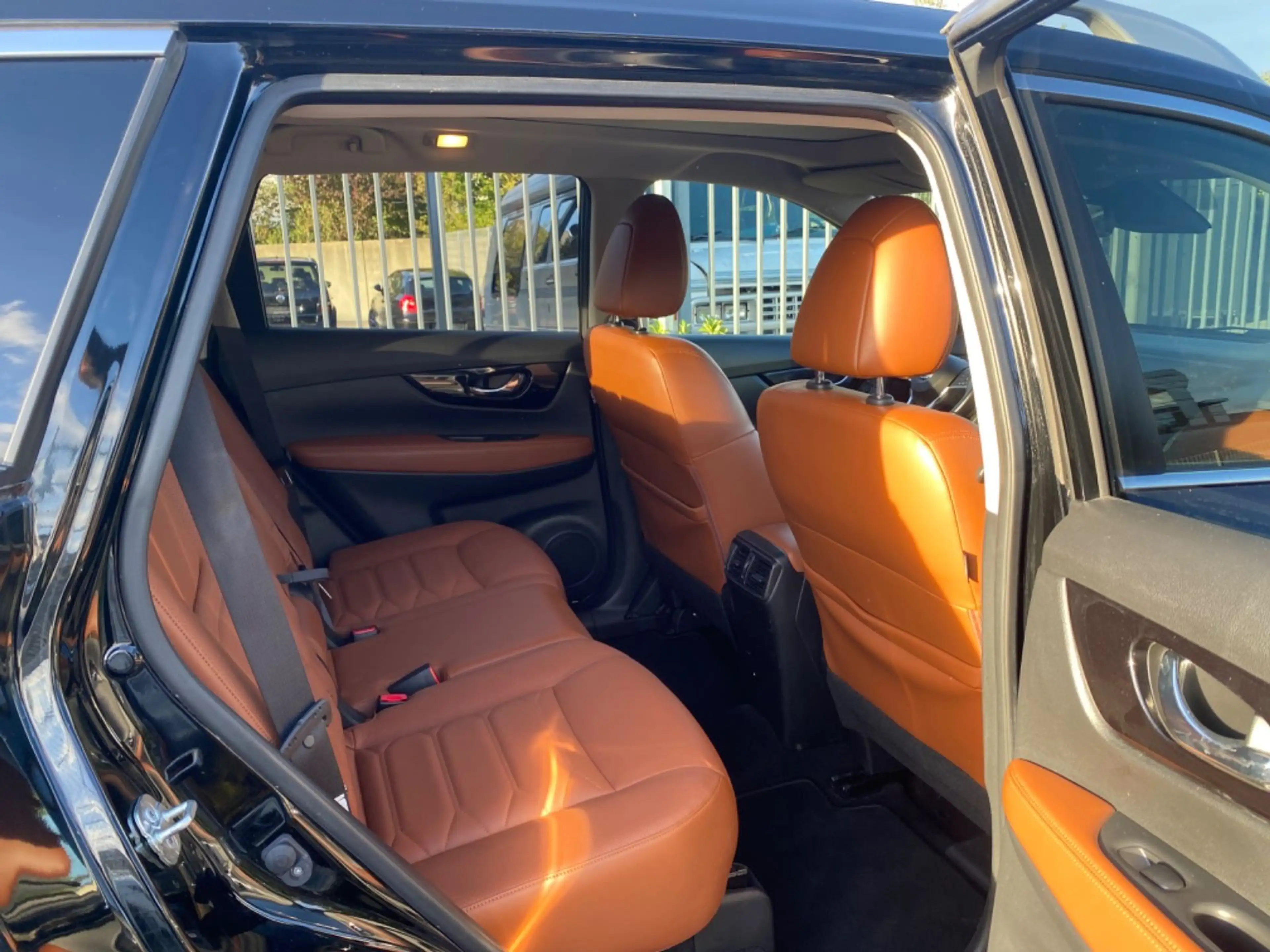 Nissan X-Trail 1.7 dCi Tekna 4x4 *AUTOMATIK*PANO*LEDER* — photo 11