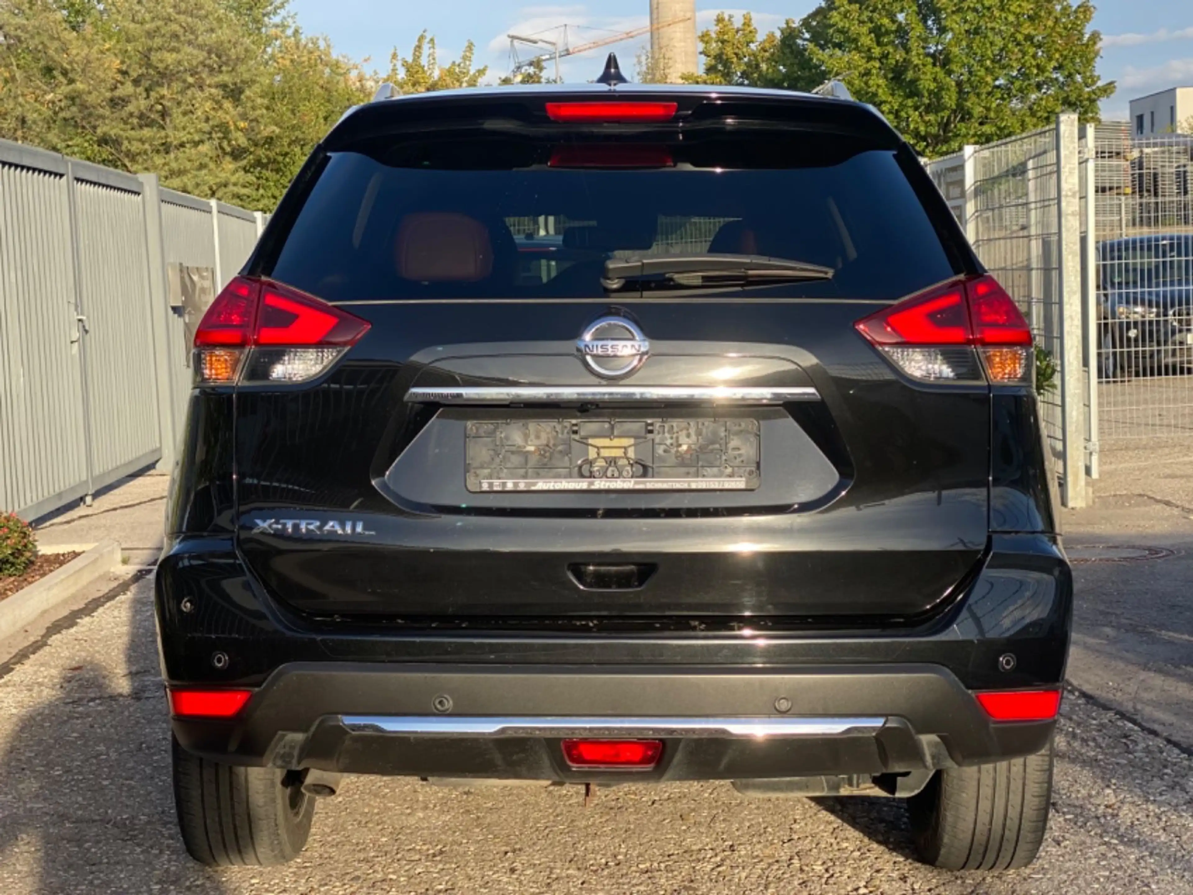 Nissan X-Trail 1.7 dCi Tekna 4x4 *AUTOMATIK*PANO*LEDER* — photo 4