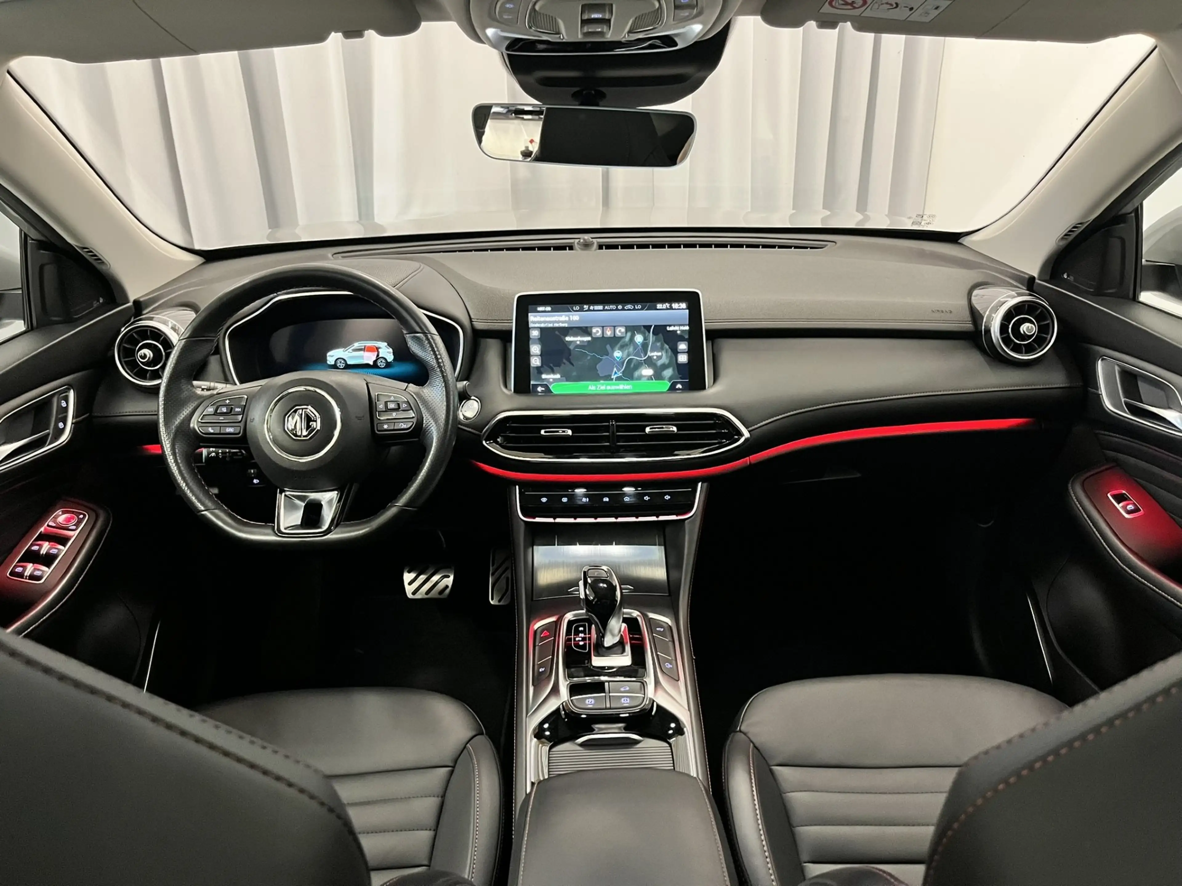 MG EHS 1,5T GDI PHEV *LUXURY / PANORAMA* — photo 10