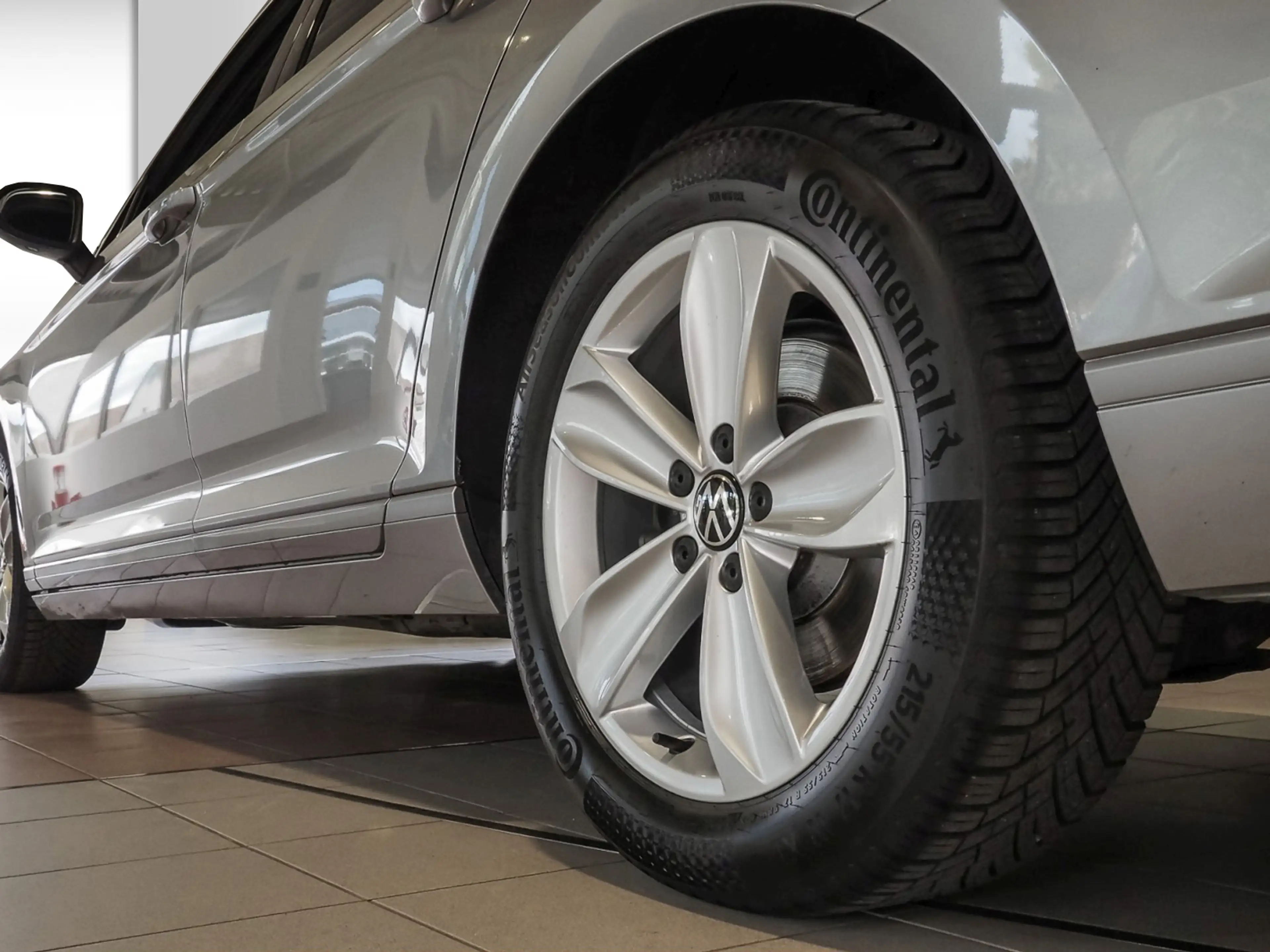 Volkswagen Passat BUSINESS 2.0 TDI — photo 5