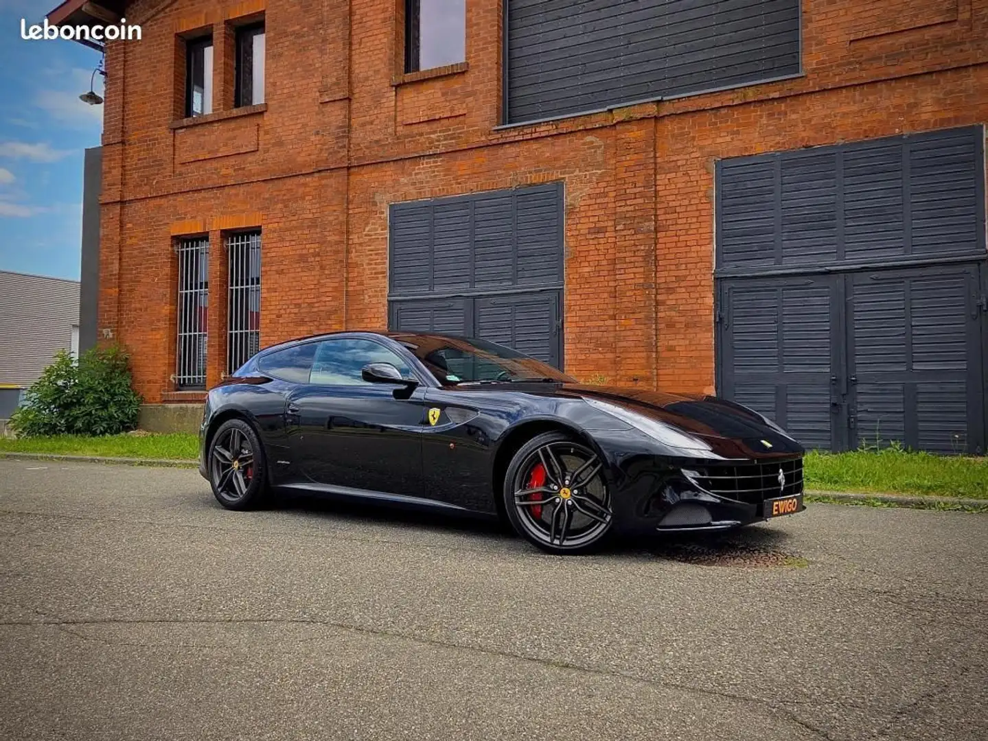 Ferrari FF V12 6.3 660 ch LIGNE SPORT Capristo Negru - 2