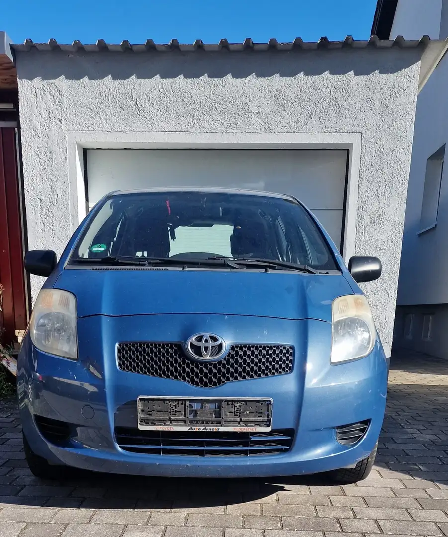 Toyota Yaris 1.0 VVT-i - 2