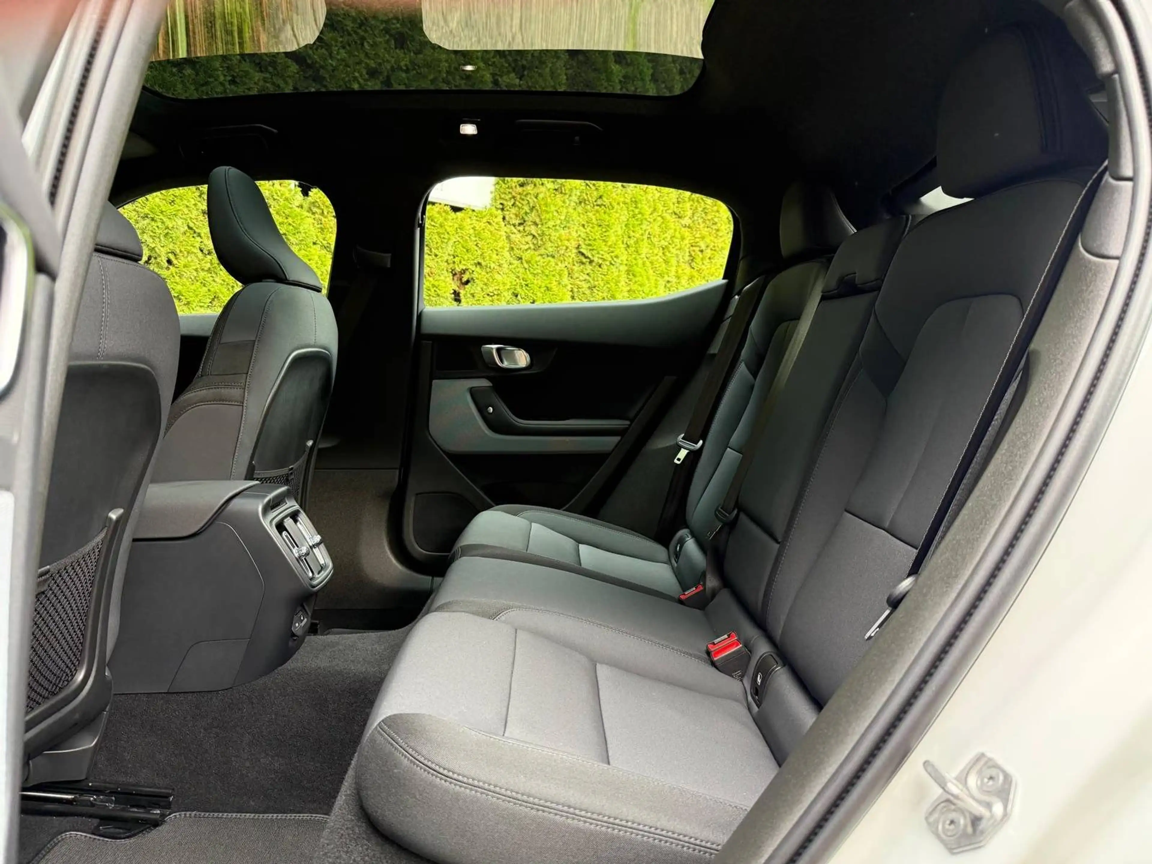 Polestar 2 Long Range Dual — photo 13