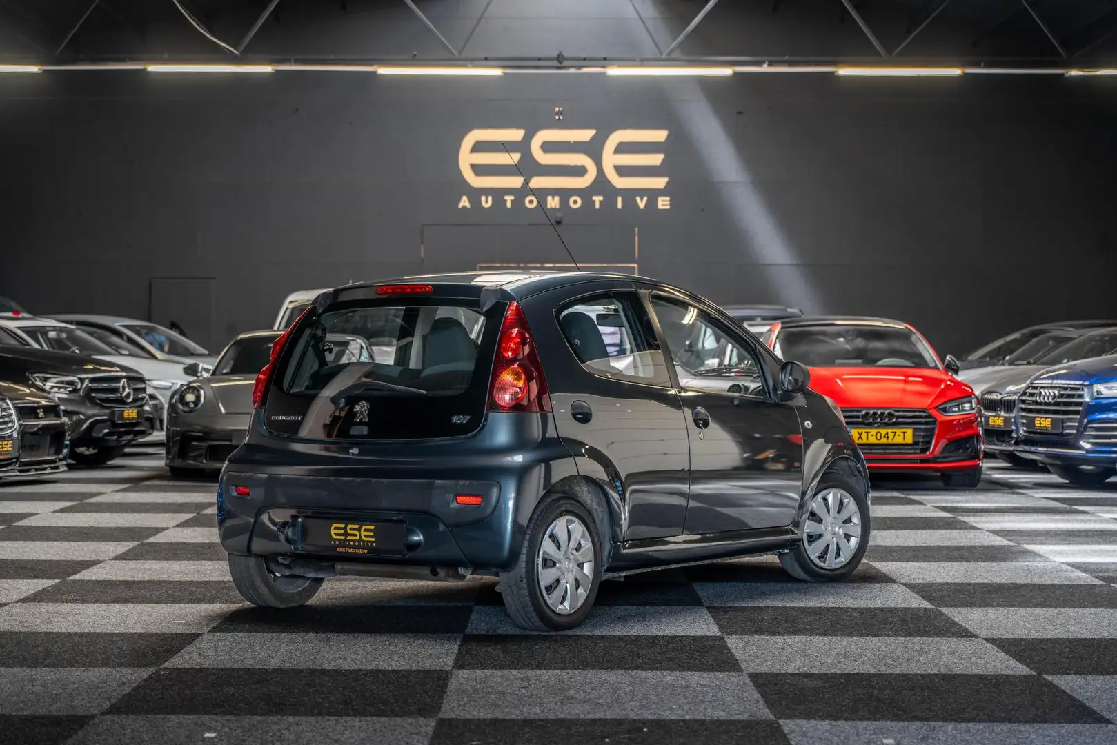 Peugeot 107 1.0 Access Accent | Facelift | Airco | Nieuwe Apk Gris - 2