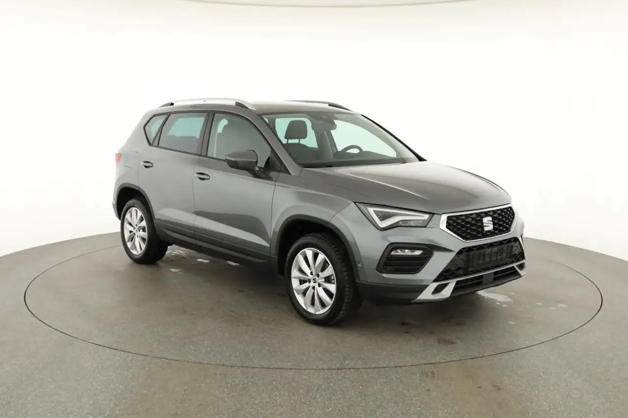SEAT Ateca 1.5 TSI DSG Style, AHK, Navi, Kamera, el. Klappe 26