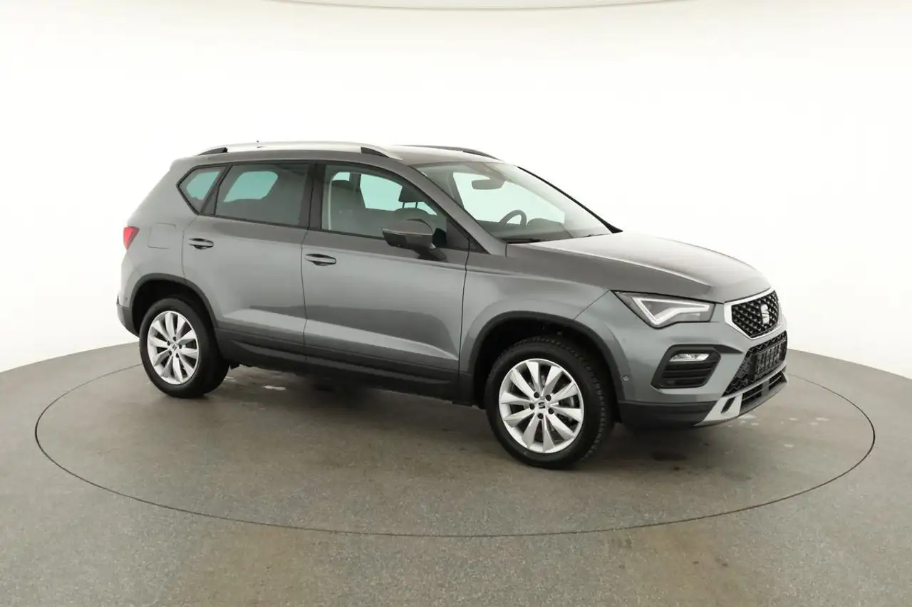 SEAT Ateca 1.5 TSI DSG Style, AHK, Navi, Kamera, el. Klappe 25