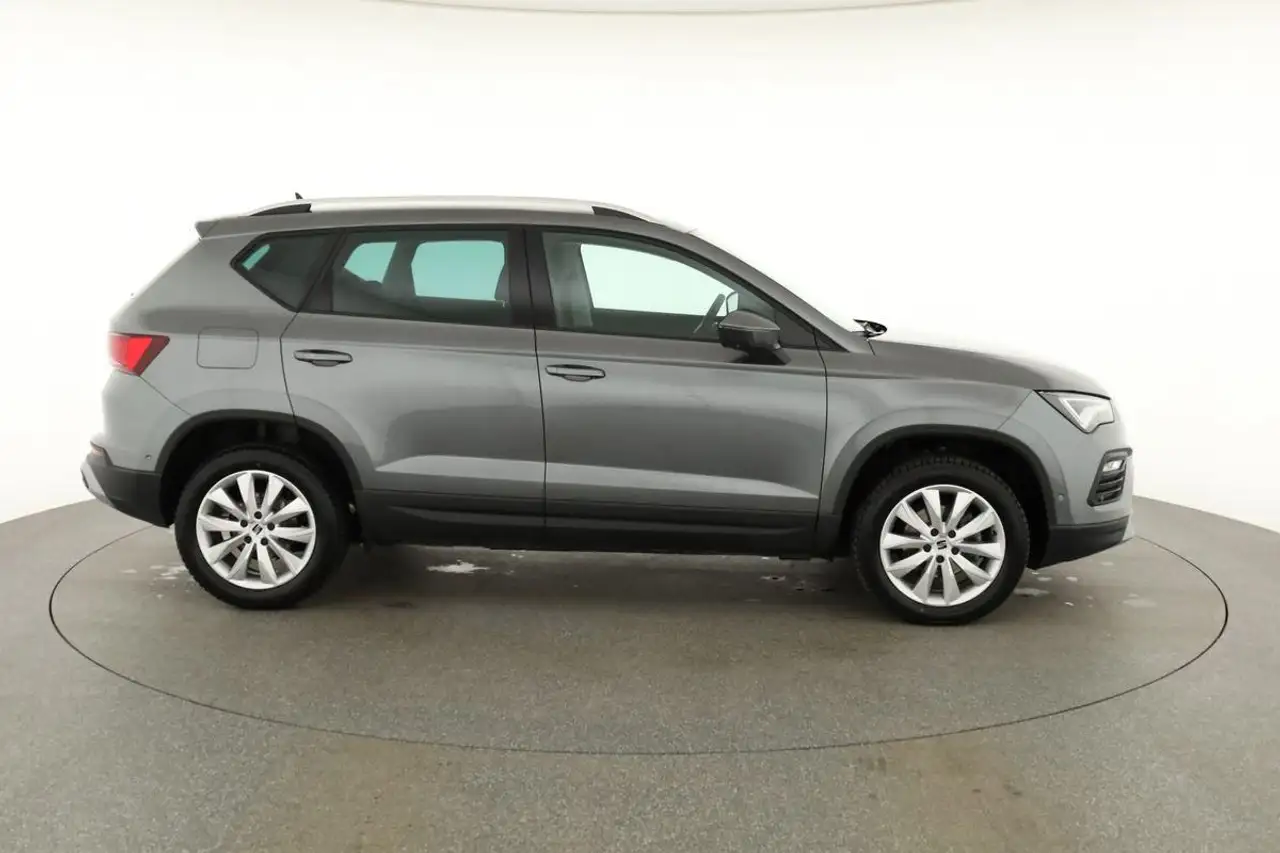 SEAT Ateca 1.5 TSI DSG Style, AHK, Navi, Kamera, el. Klappe 23