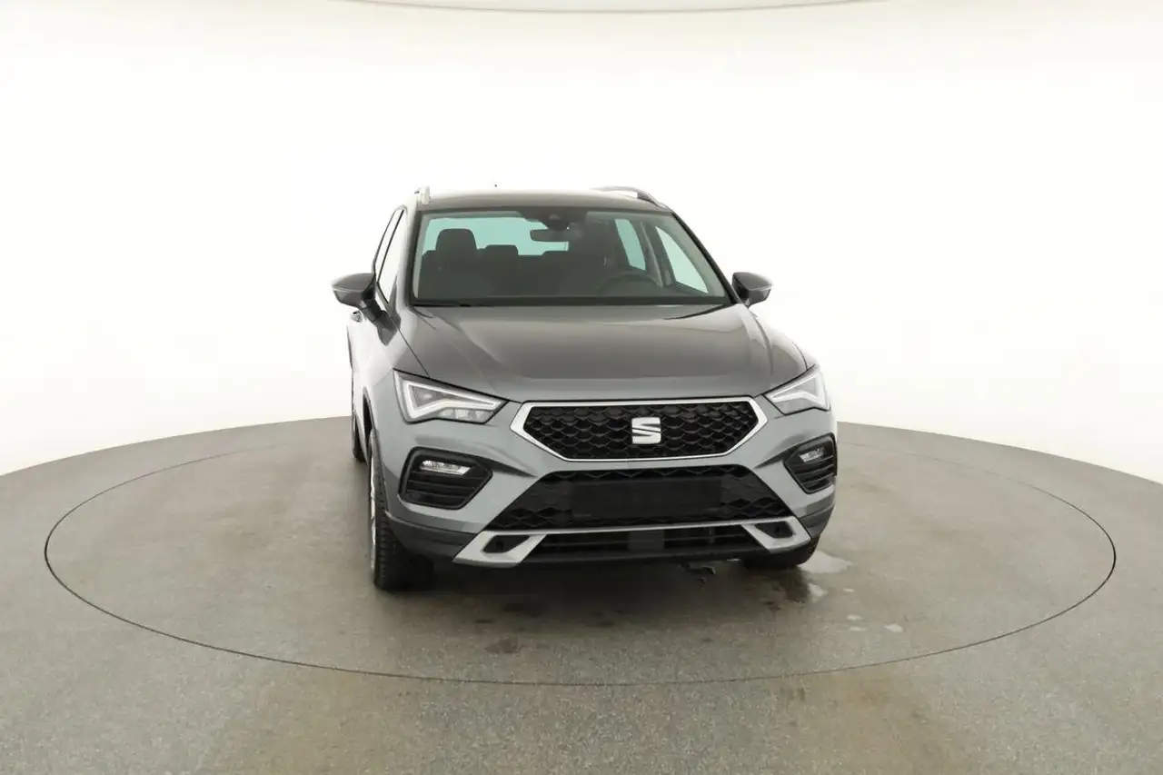 SEAT Ateca 1.5 TSI DSG Style, AHK, Navi, Kamera, el. Klappe 28