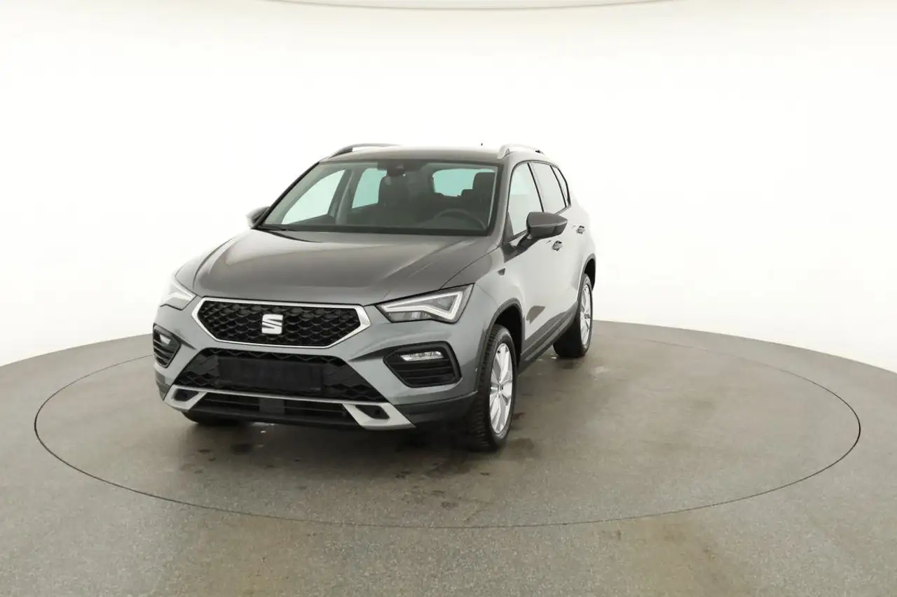 SEAT Ateca 1.5 TSI DSG Style, AHK, Navi, Kamera, el. Klappe 30