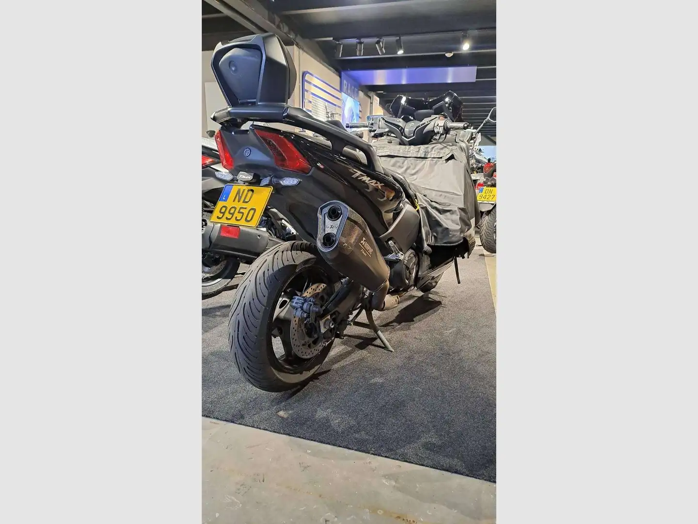 Yamaha TMAX 530 Negro - 2
