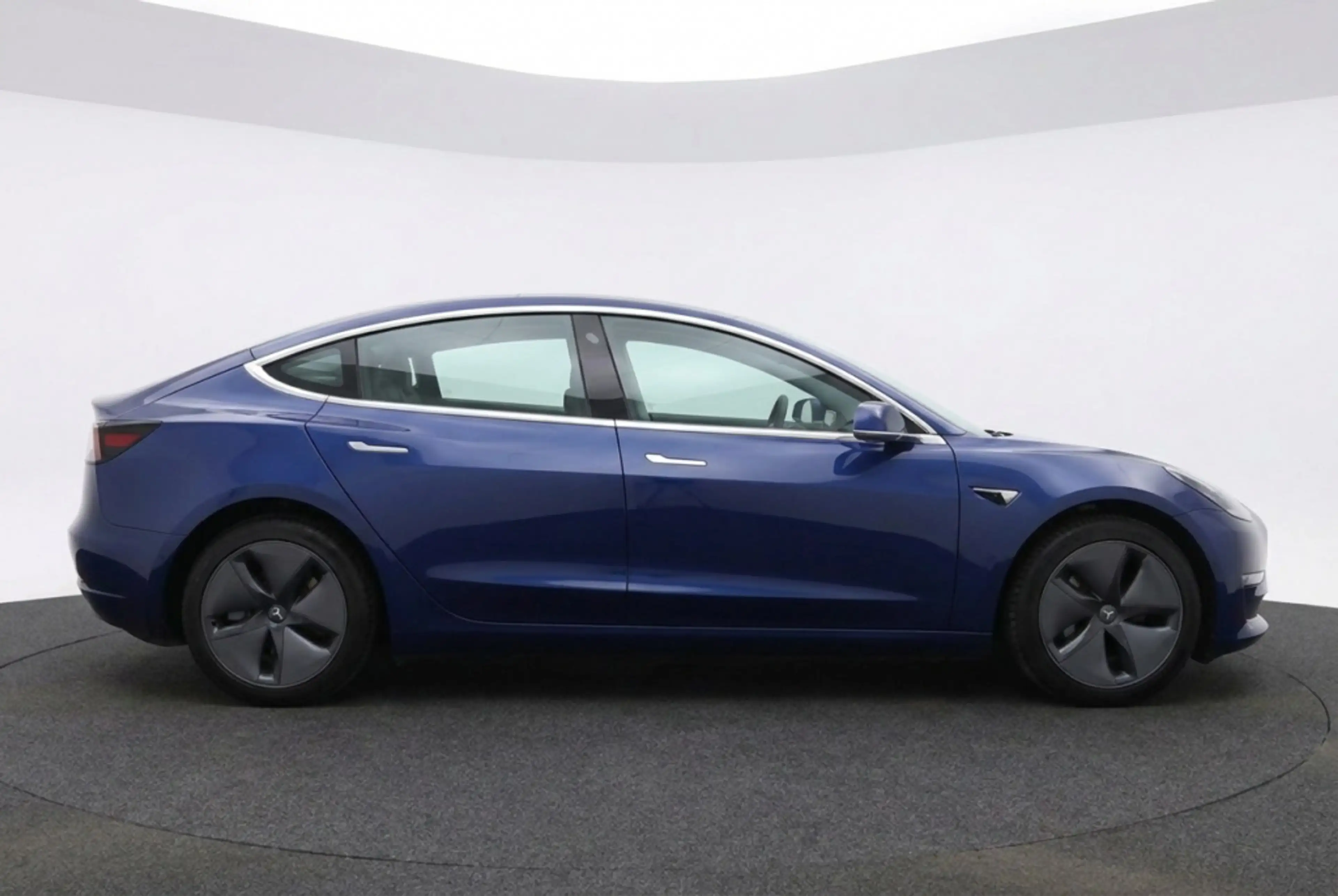 Tesla Model 3 Standard RWD Plus 60 kWh 90% SOH l NL Auto l FSD 3 — photo 6