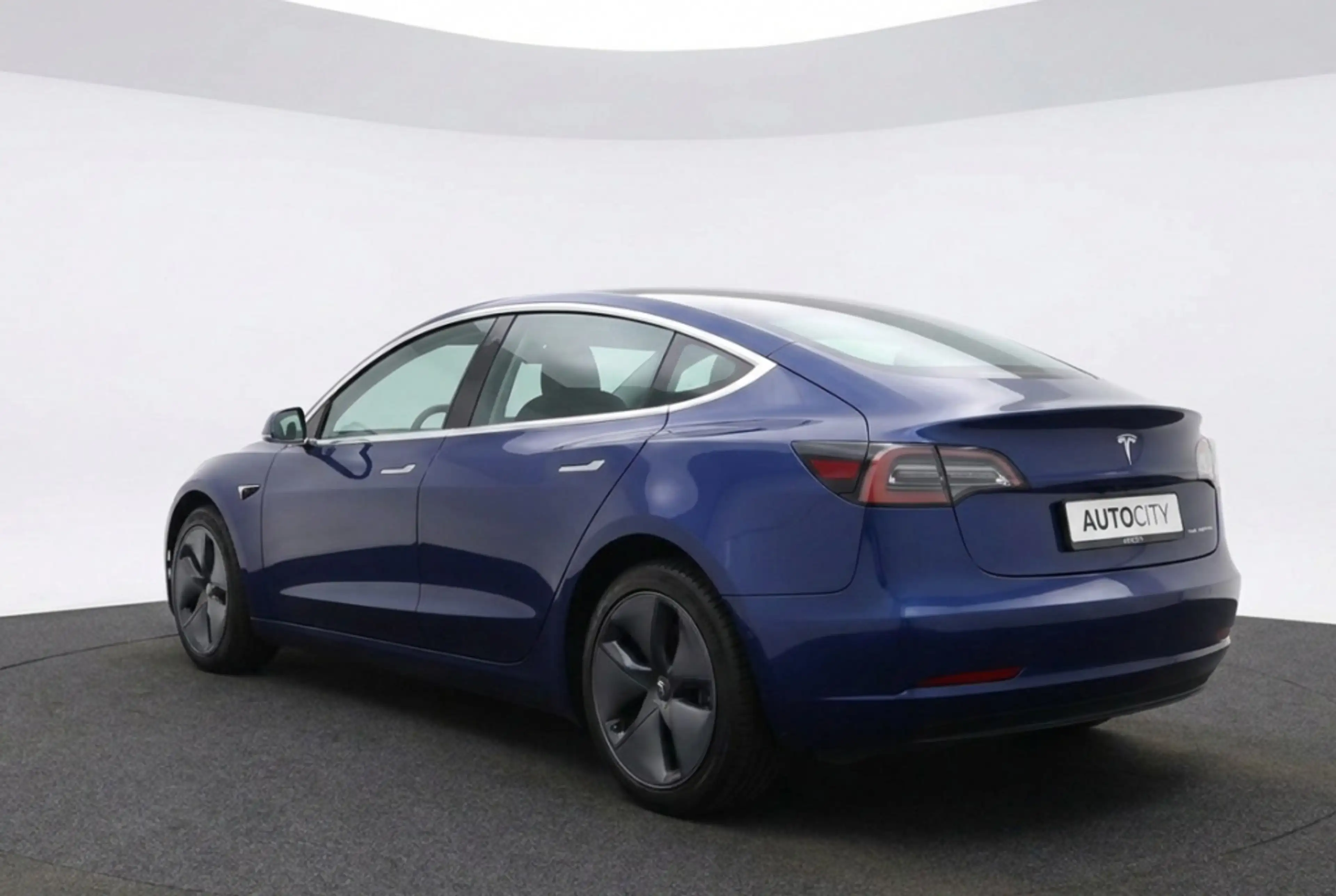 Tesla Model 3 Standard RWD Plus 60 kWh 90% SOH l NL Auto l FSD 3 — photo 3