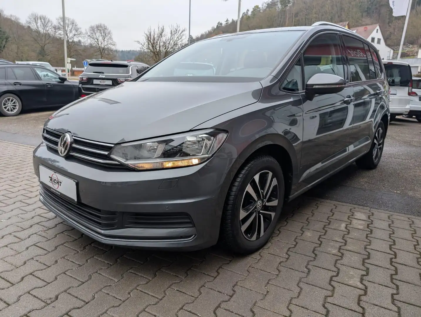 Volkswagen Touran 1.5 TSI United 7-Sitzer Navi SHZ  PDC Grey - 2