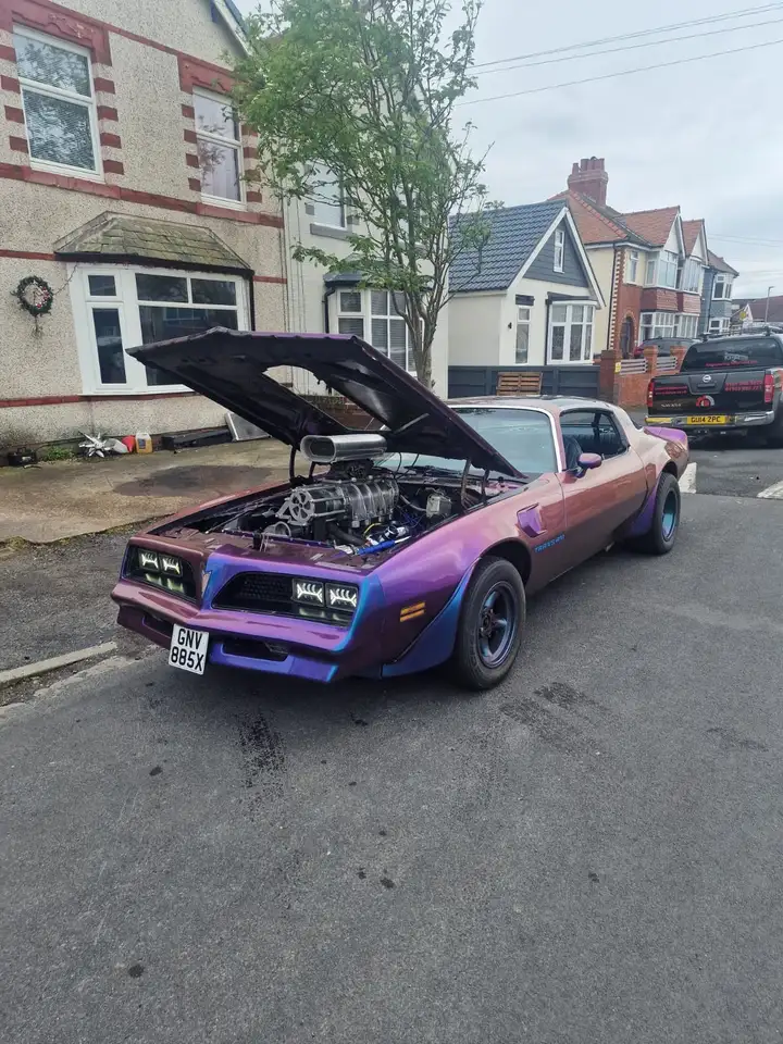 Pontiac Firebird Automatik, foto 2