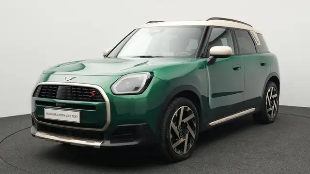 MINI Countryman S All4 Favoured Trim