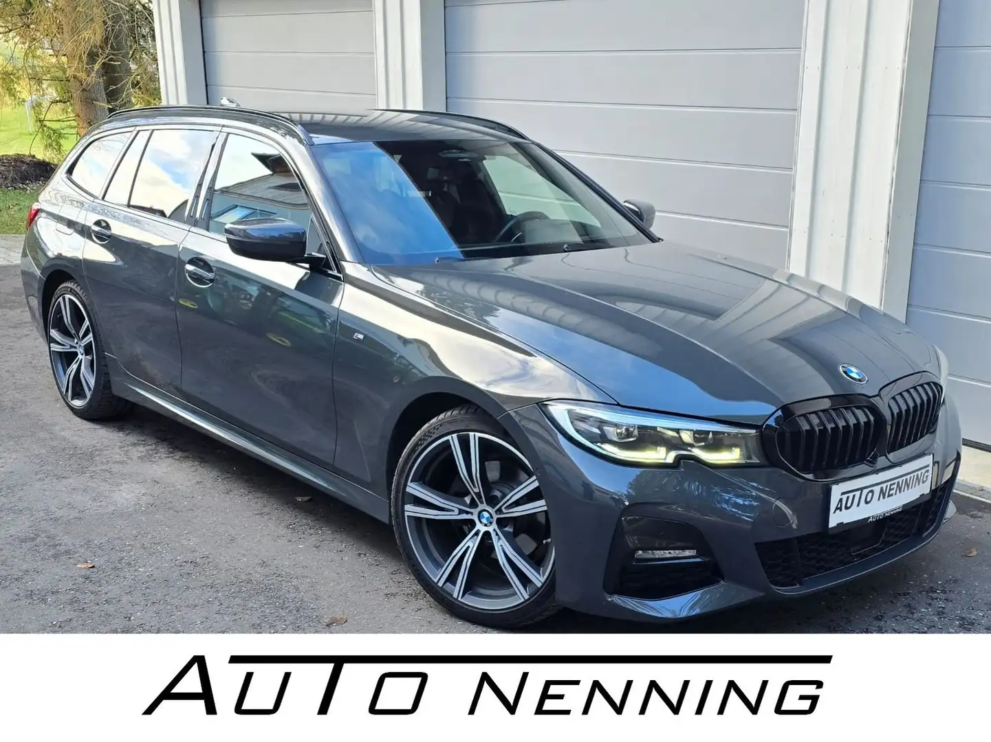 BMW 320 d Touring xDrive M Sport AHK ACC HeadUp 19" LED Grau - 1