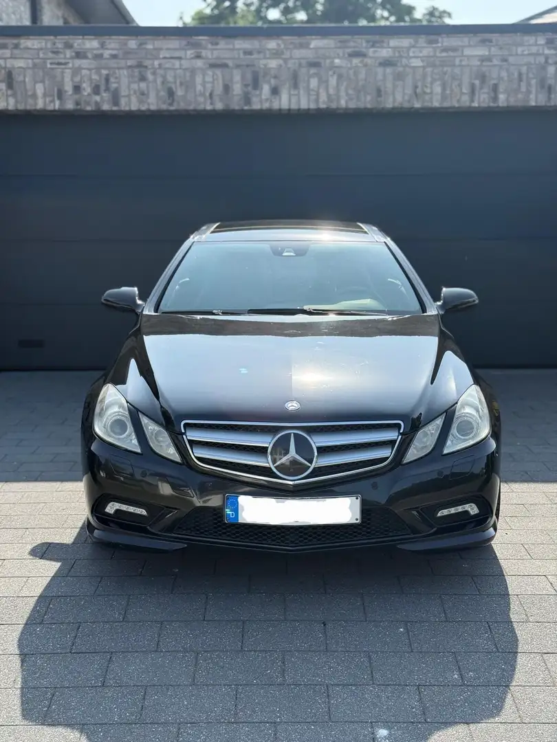 Mercedes-Benz E 350 CGI Coupe BlueEFFICIENCY 7G-TRONIC AMG Sportpaket - 2