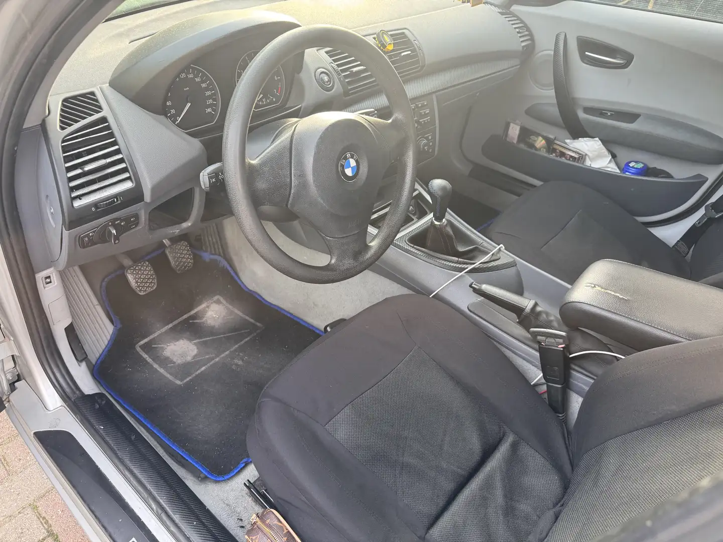 BMW 116 116i Futura - 1