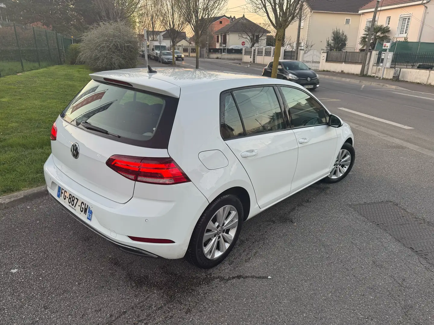 Volkswagen Golf 1.6 TDI 115 FAP BVM5 CONFORTLINE BUSINESS - 2