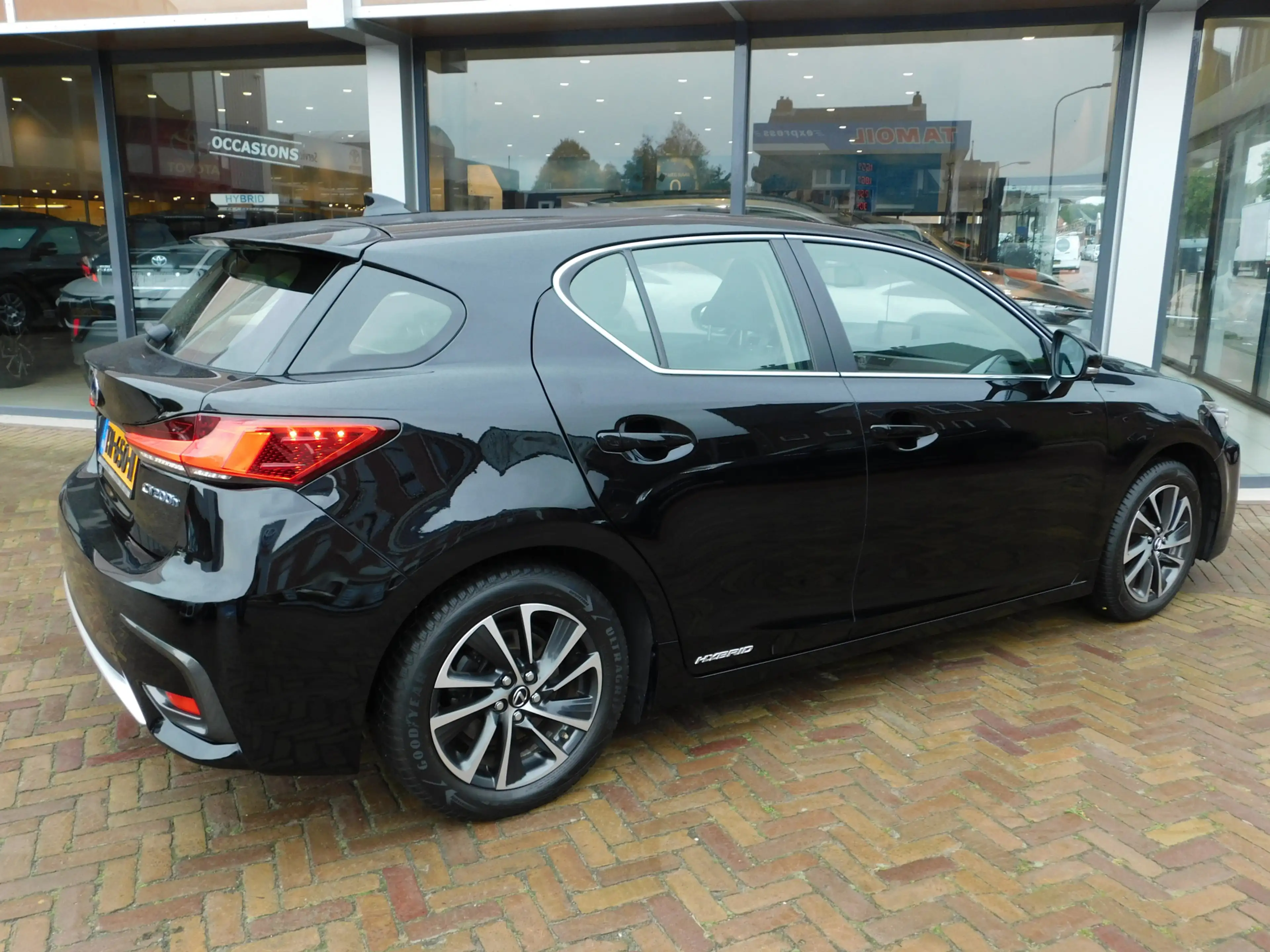 Lexus CT 200h Business Line — photo 5