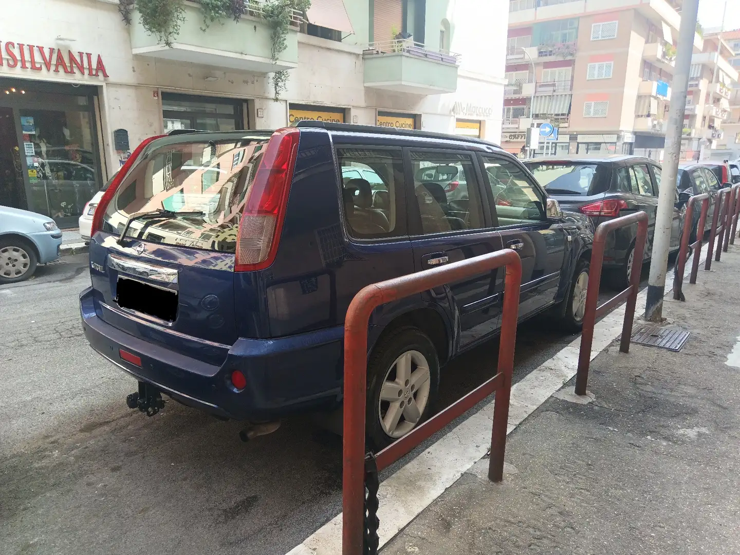 Nissan X-Trail 2.5 Elegance auto FL - 2