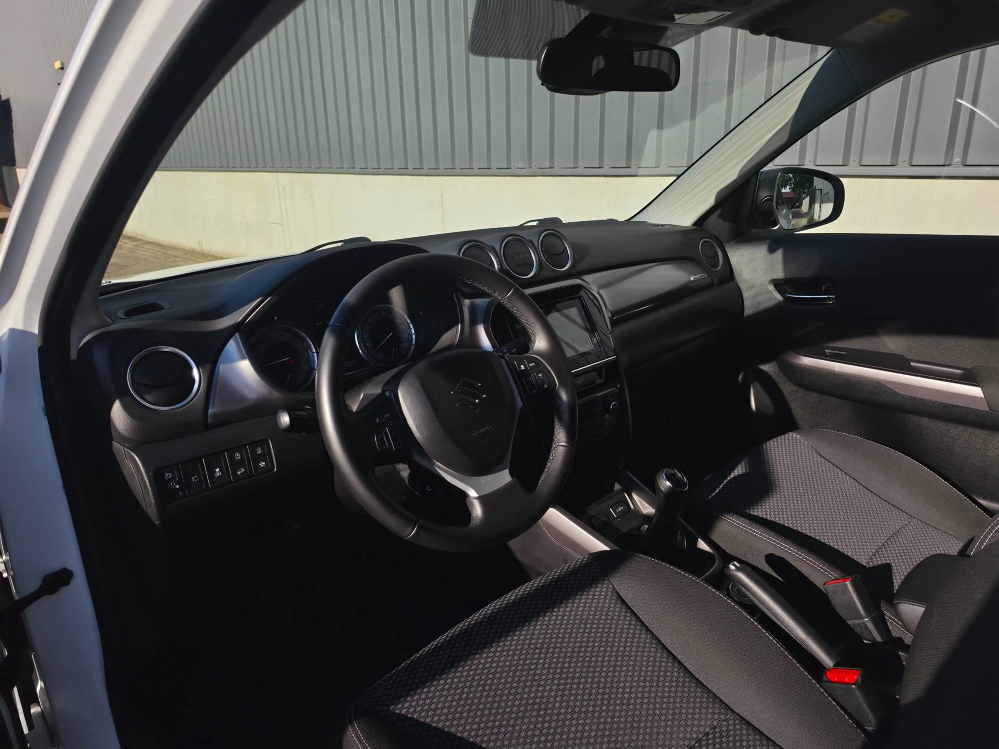 Suzuki Vitara 1.0 Boosterjet AllGrip Select|Camera/CarPlay® — photo 13