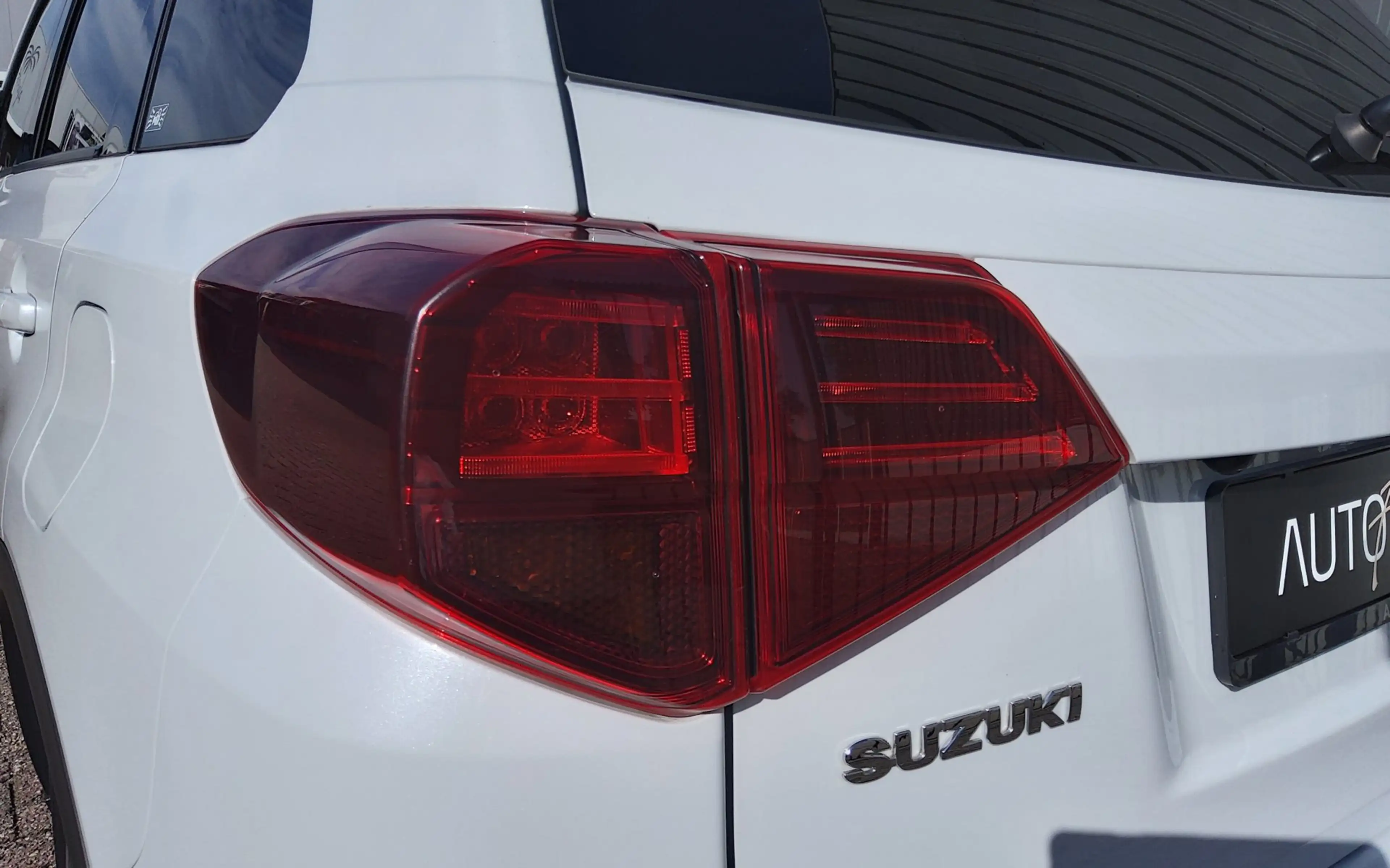 Suzuki Vitara 1.0 Boosterjet AllGrip Select|Camera/CarPlay® — photo 11