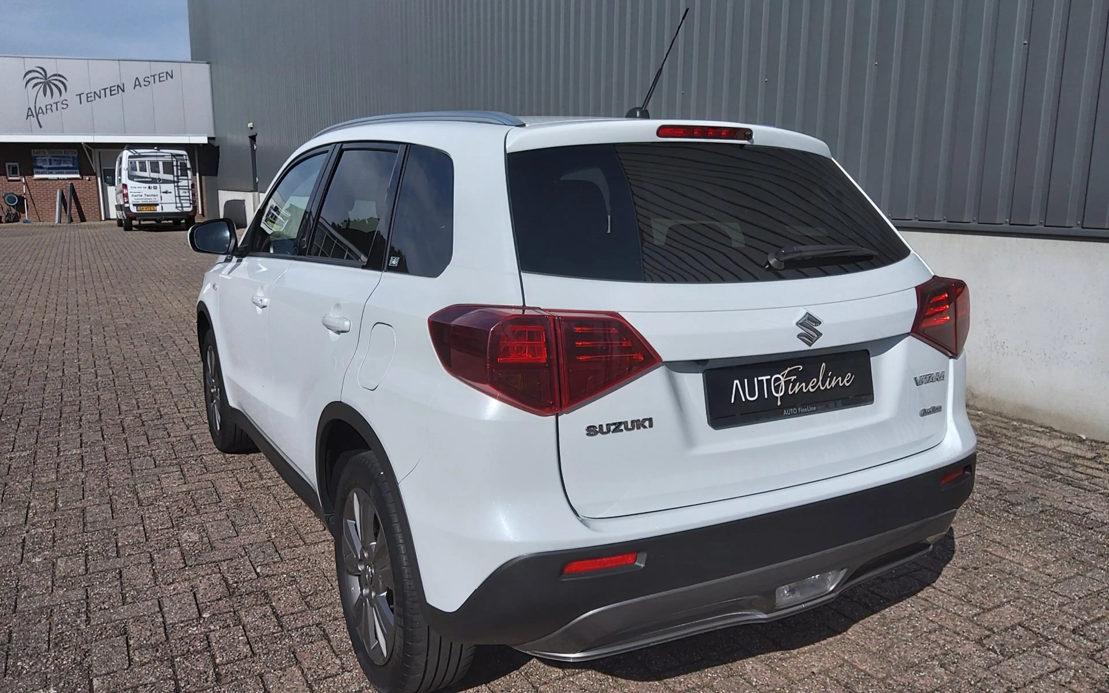 Suzuki Vitara 1.0 Boosterjet AllGrip Select|Camera/CarPlay® — photo 5