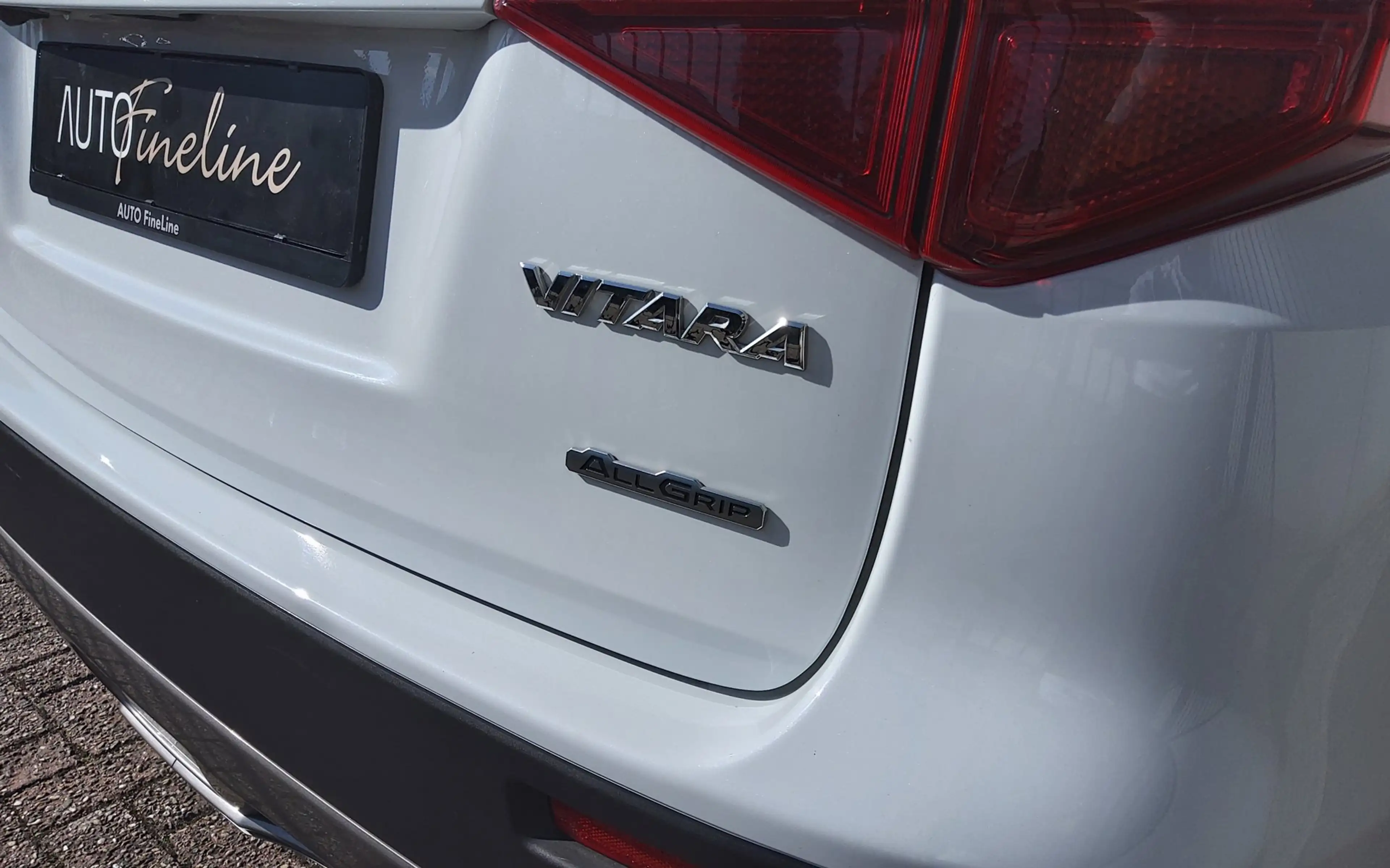 Suzuki Vitara 1.0 Boosterjet AllGrip Select|Camera/CarPlay® — photo 12