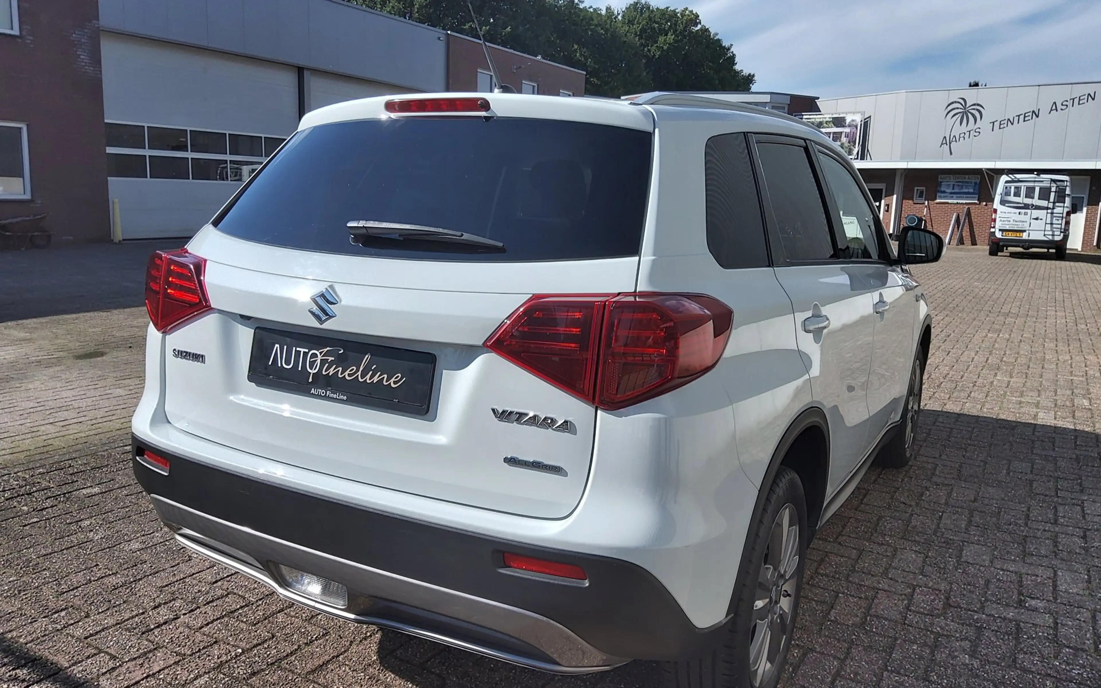 Suzuki Vitara 1.0 Boosterjet AllGrip Select|Camera/CarPlay® — photo 7