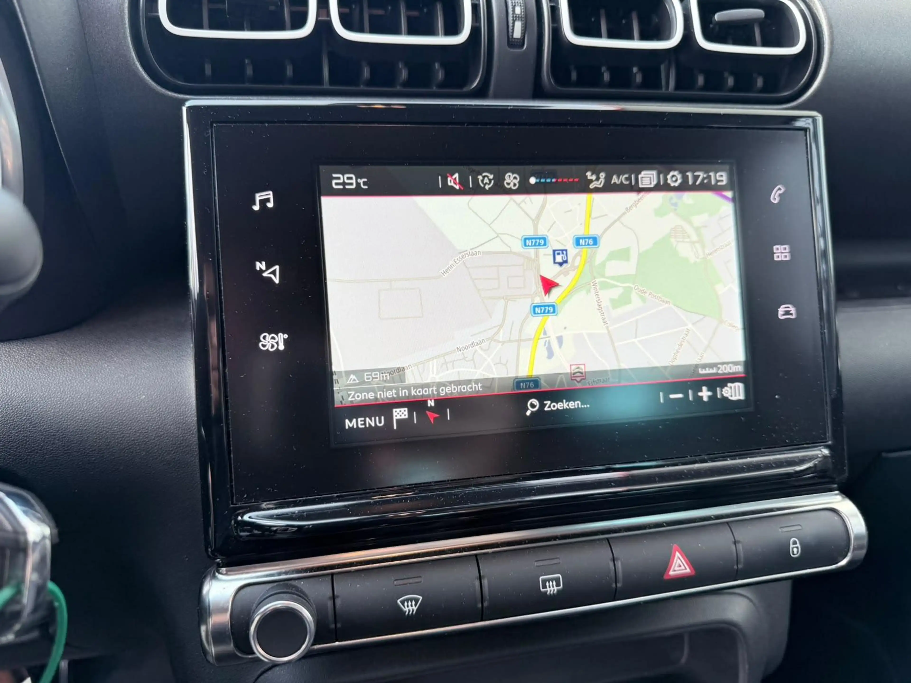 Citroen C3 Aircross 1.2 PureTech 110 S&S MAN6 Live — photo 7