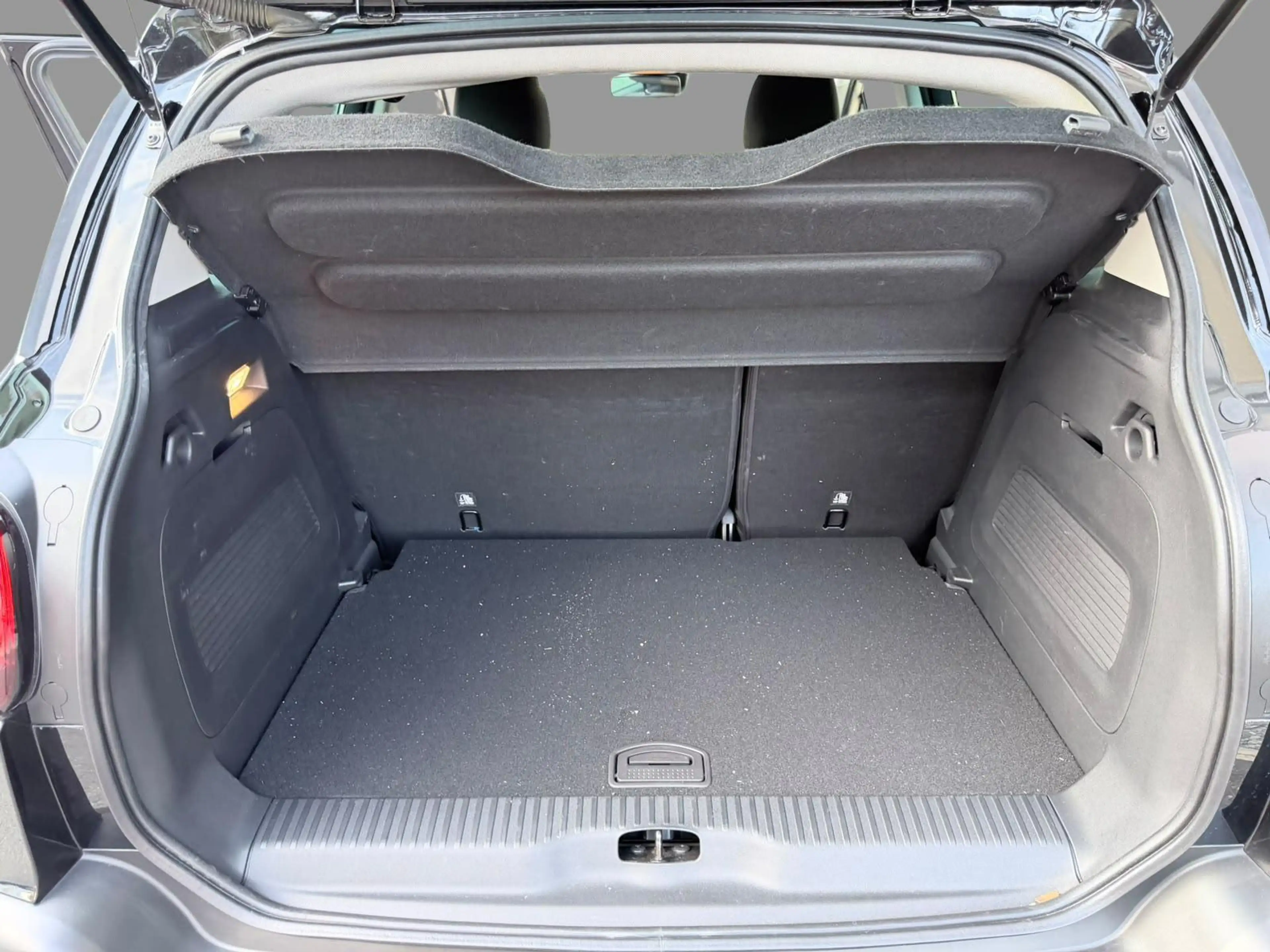 Citroen C3 Aircross 1.2 PureTech 110 S&S MAN6 Live — photo 12