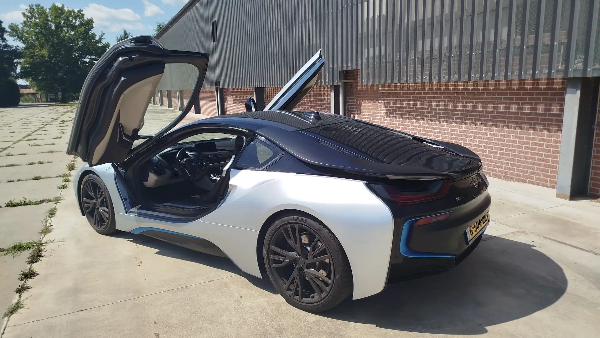 BMW i8 1.5 First Edition Zilver - 2