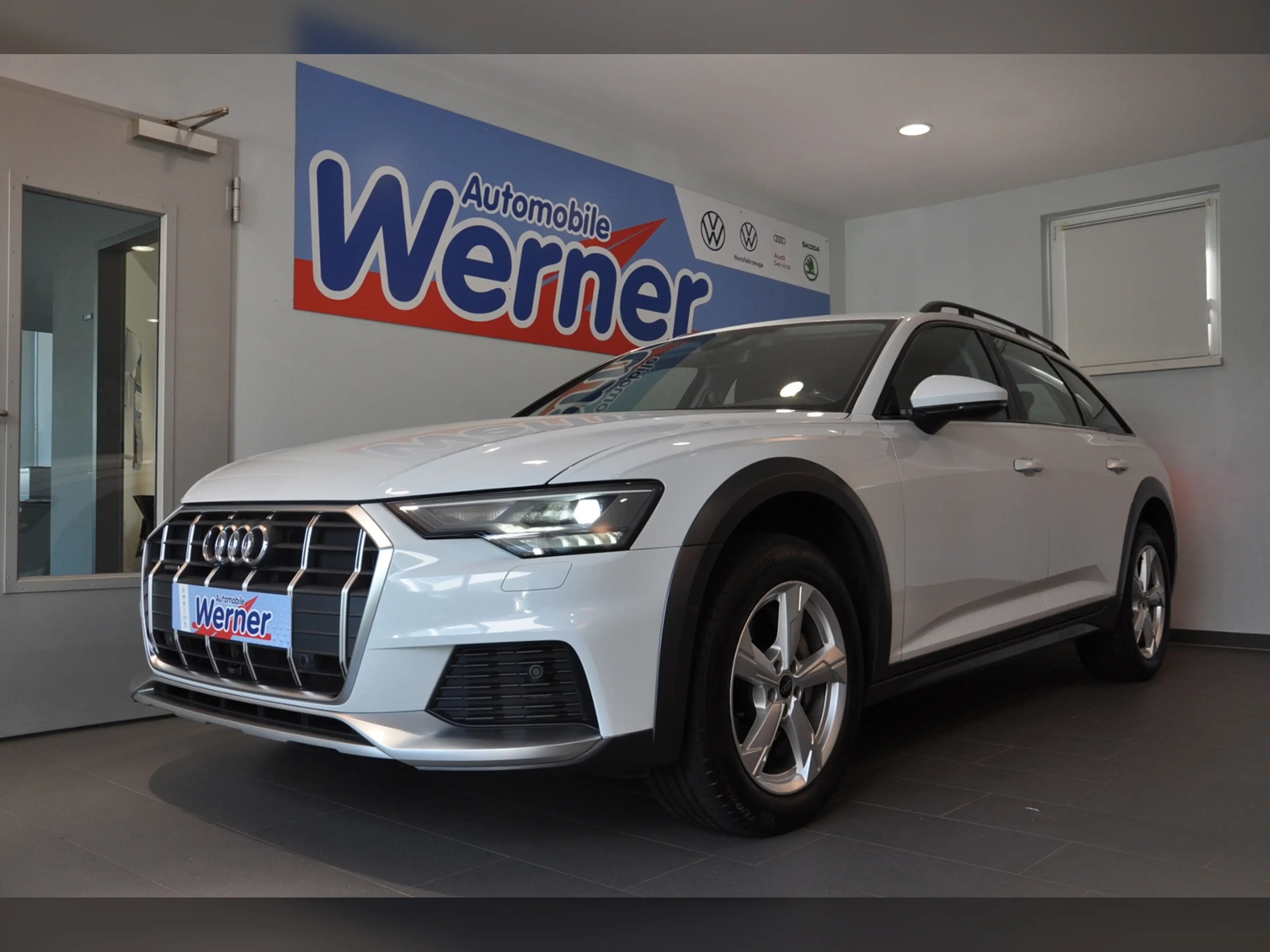 Audi A6 allroad quattro 50TDI AHK RKamera Navi — photo 3