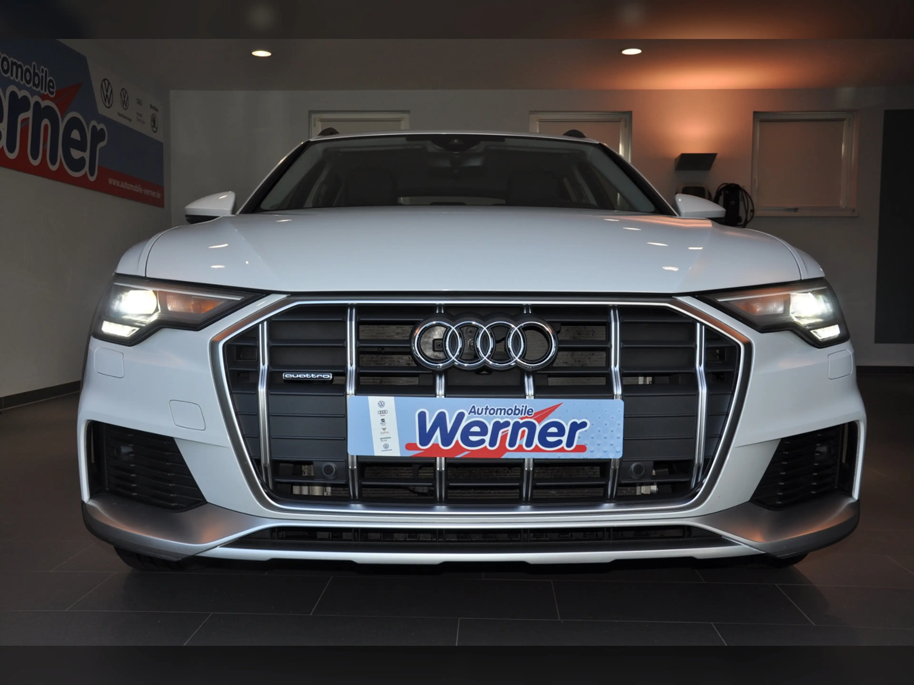 Audi A6 allroad quattro 50TDI AHK RKamera Navi — photo 13