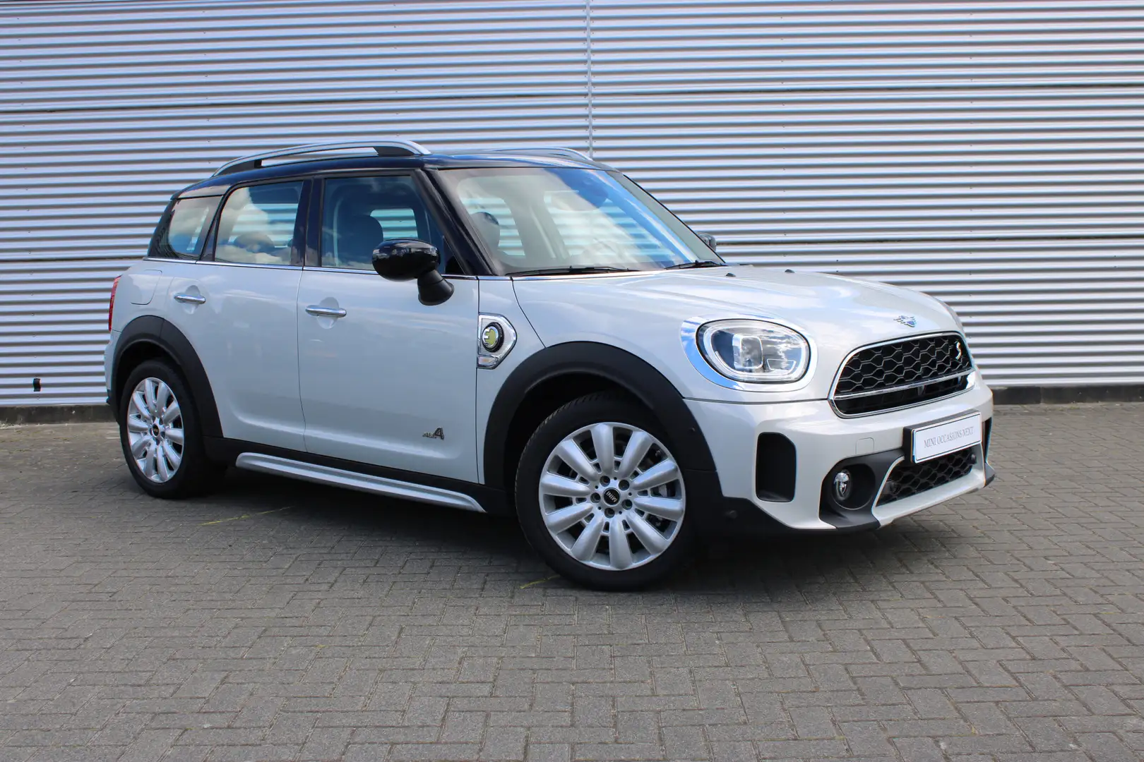 MINI Cooper S Countryman E ALL4 Classic Automaat / Achteruitrijcamera / LED Bílá - 2