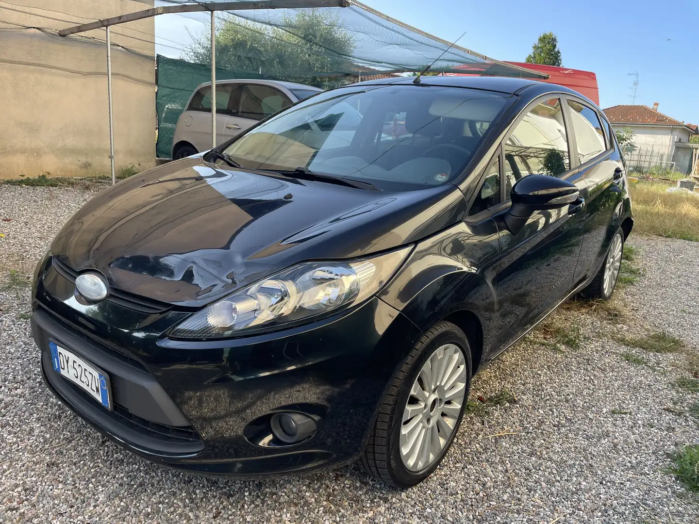 Ford Fiesta 5p 1.4 16v Titanium Gpl - 1