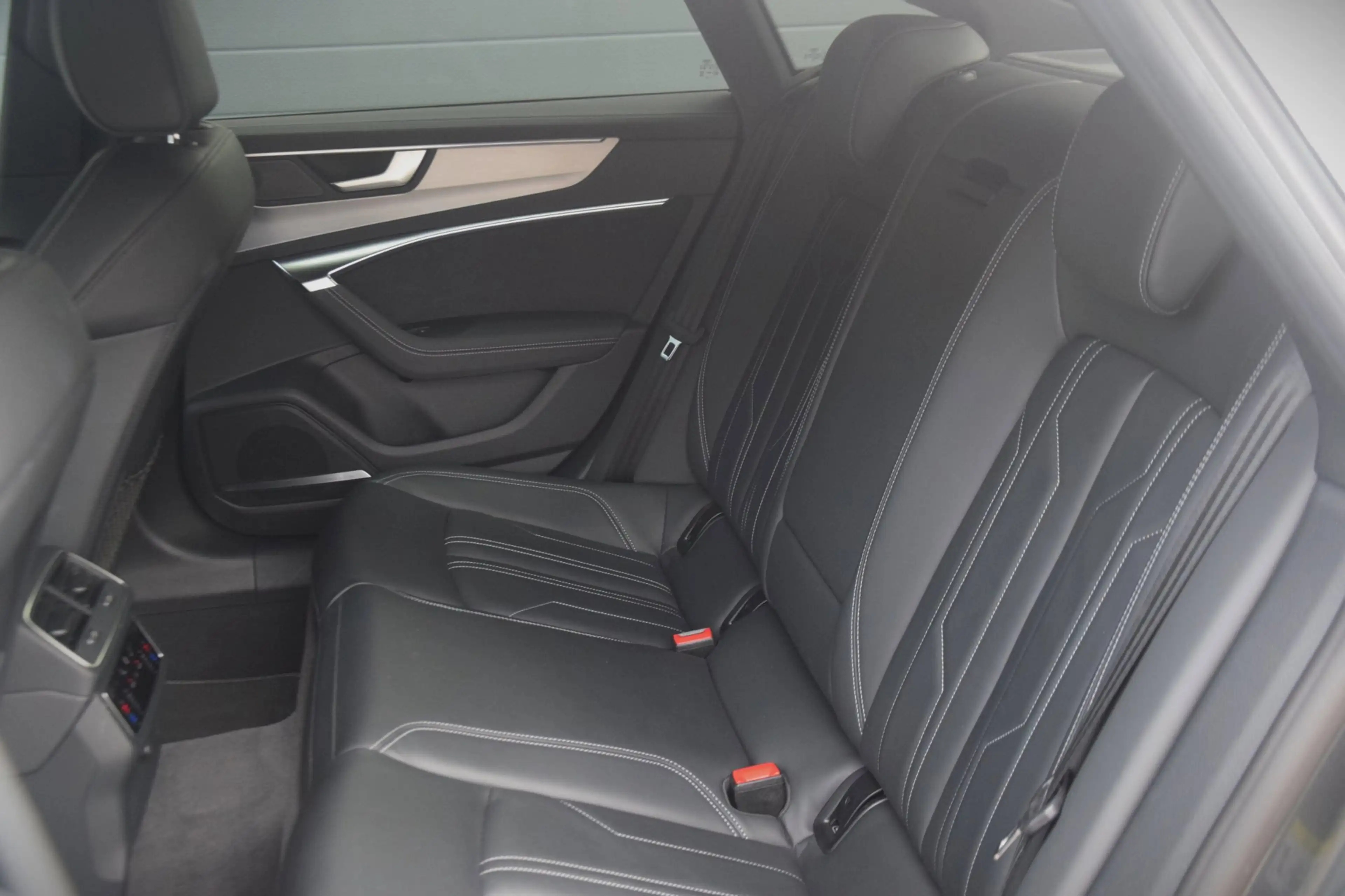 Audi A7 Sportback 50 TFSI e quattro Pro Line S BANG&OLUFSE — photo 12