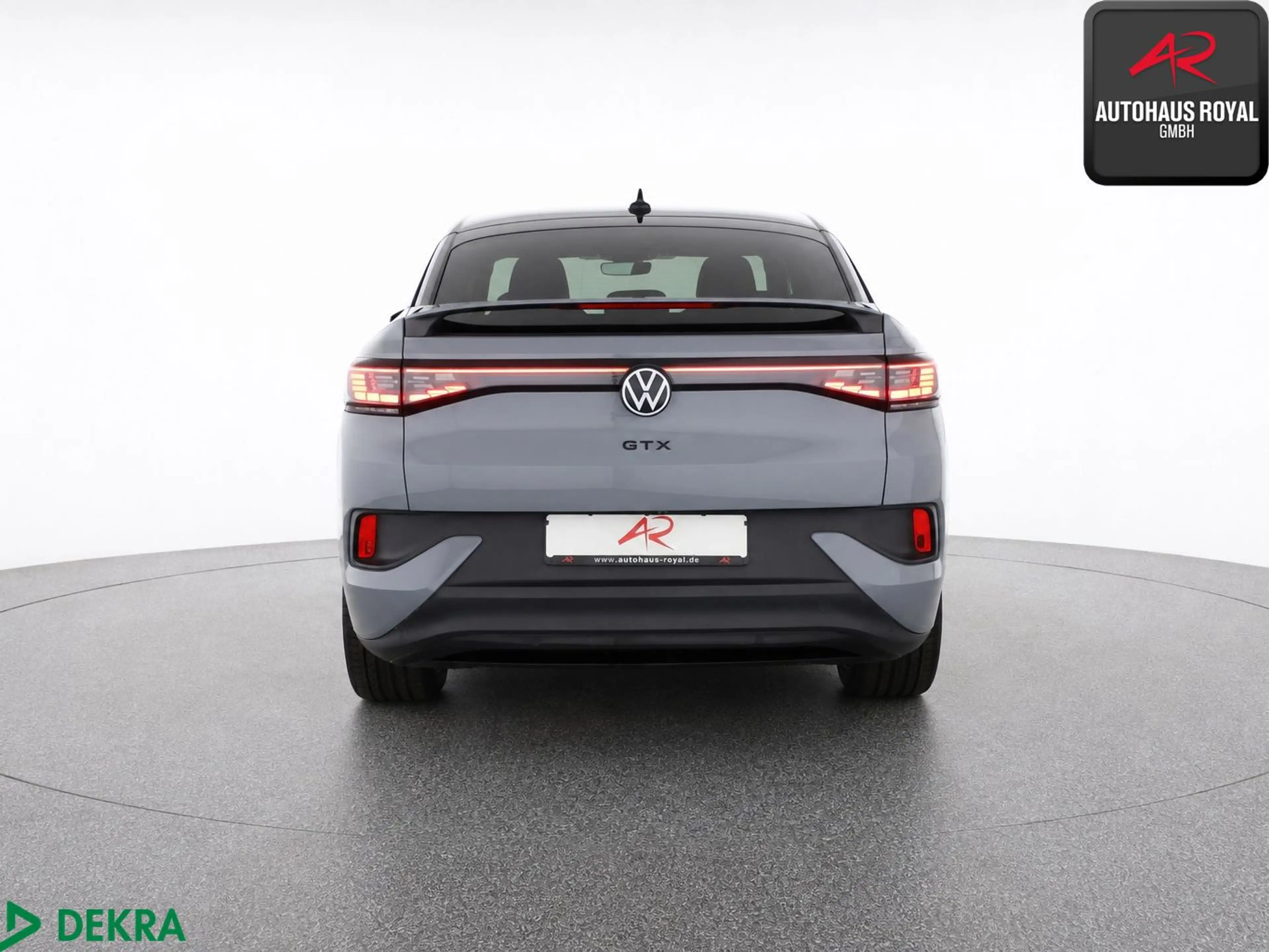Volkswagen ID.5 77 kWh 4M GTX MATRIX,360°,TOTWINKEL,KEYLESS — photo 4