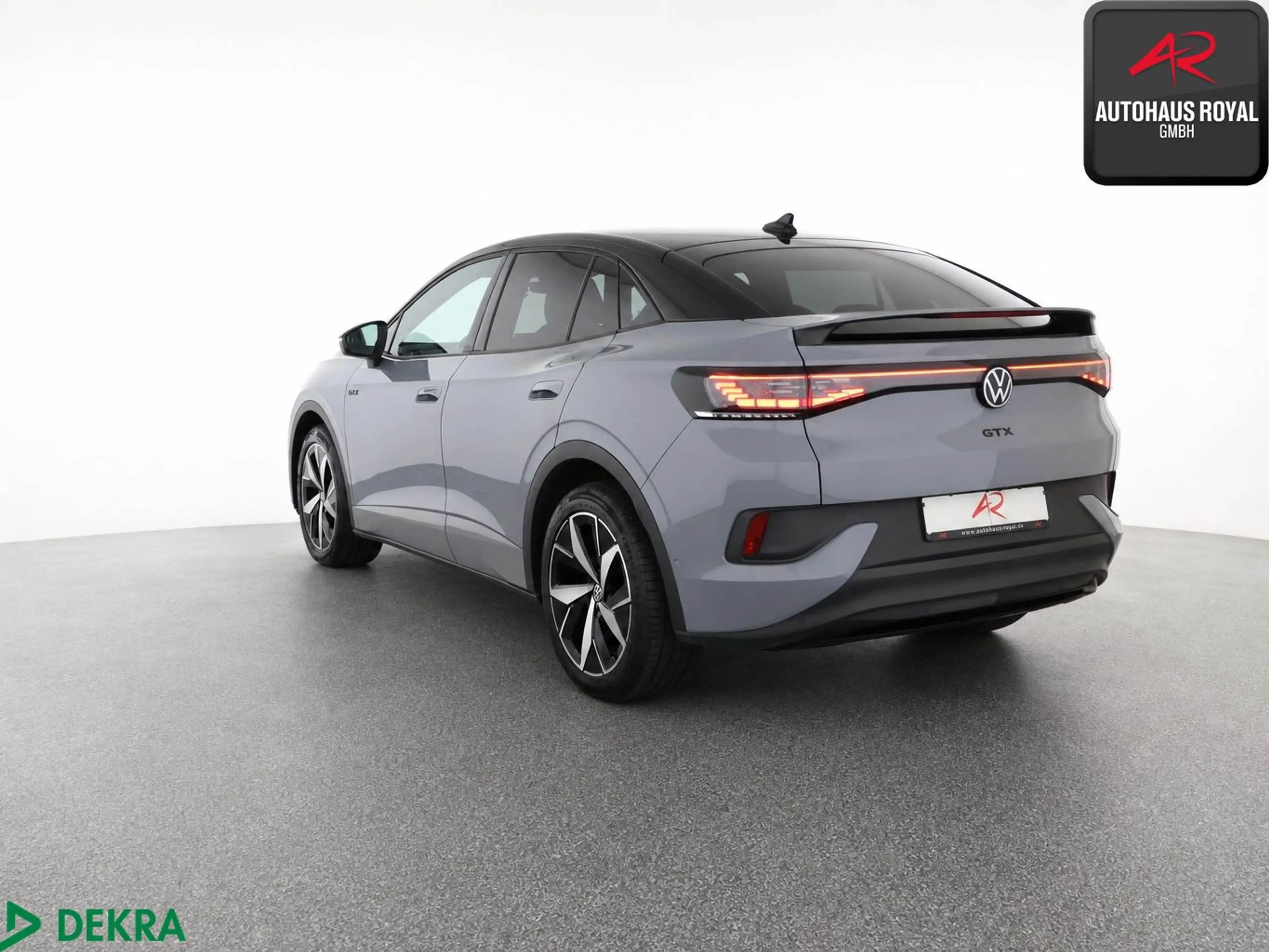 Volkswagen ID.5 77 kWh 4M GTX MATRIX,360°,TOTWINKEL,KEYLESS — photo 3