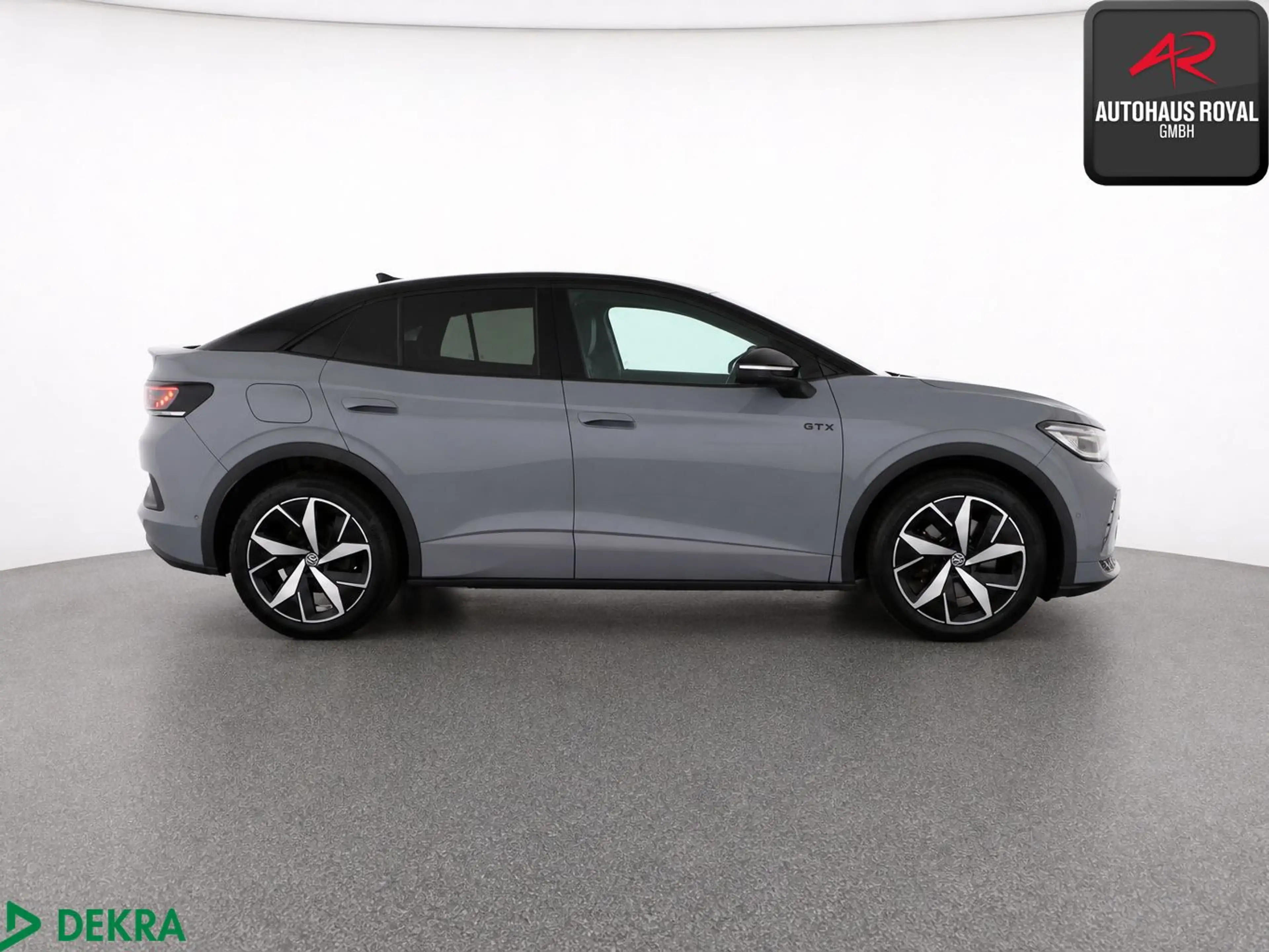 Volkswagen ID.5 77 kWh 4M GTX MATRIX,360°,TOTWINKEL,KEYLESS — photo 6