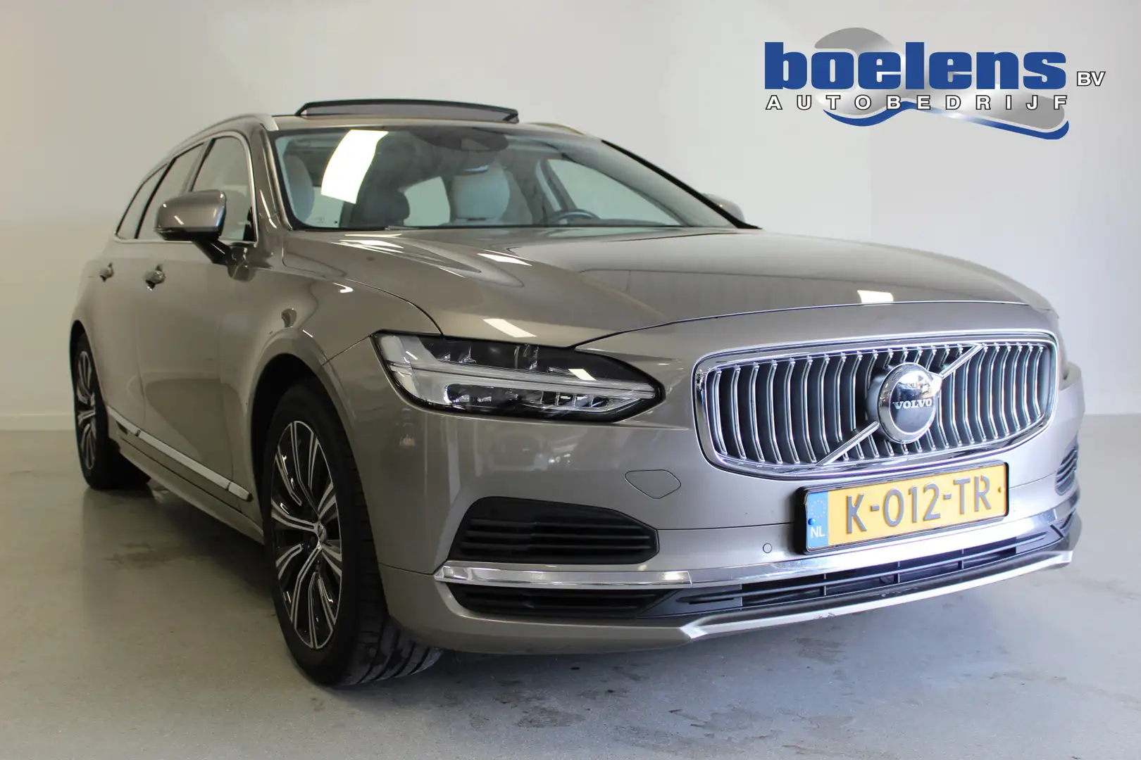 Volvo V90 2.0 T6 AWD Business Pro | PANO-DAK | ACC | WEGKL-T Gris - 1
